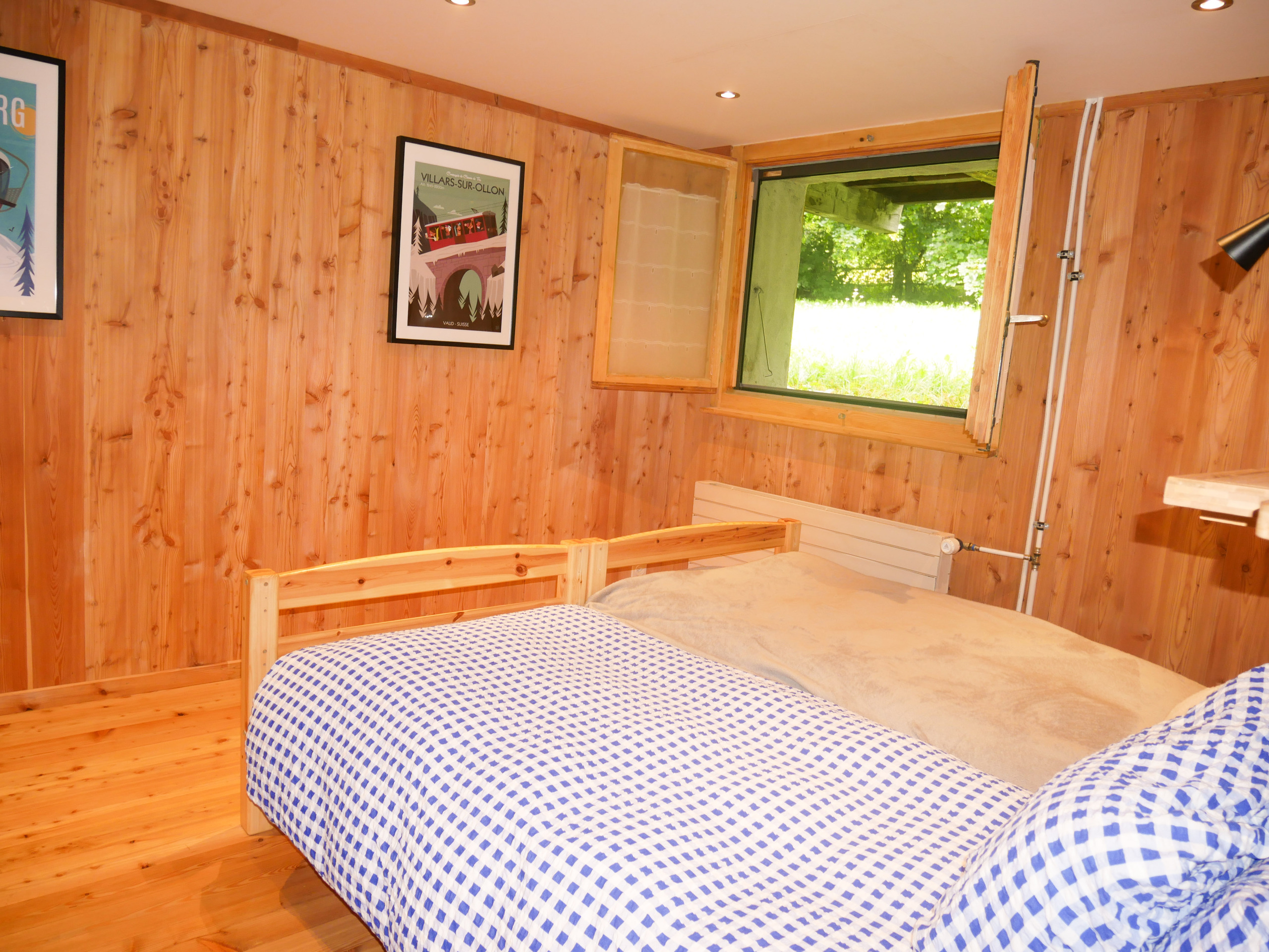 Chambre rez-inférieur