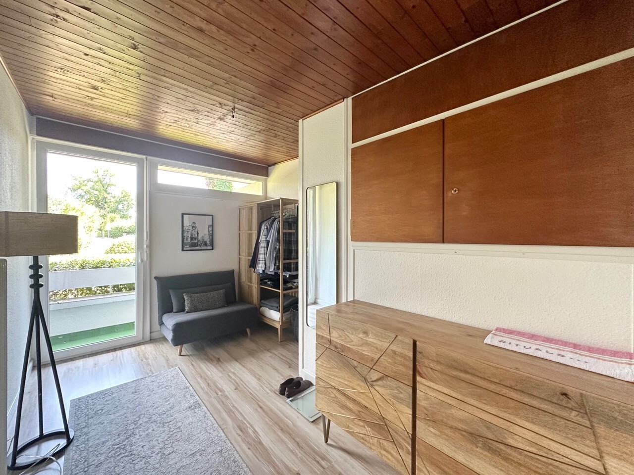 Interior view 3