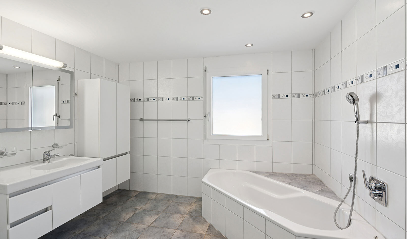 weitere Bilder unter dv-immo.ch weitere Bilder unter dv-immo.ch