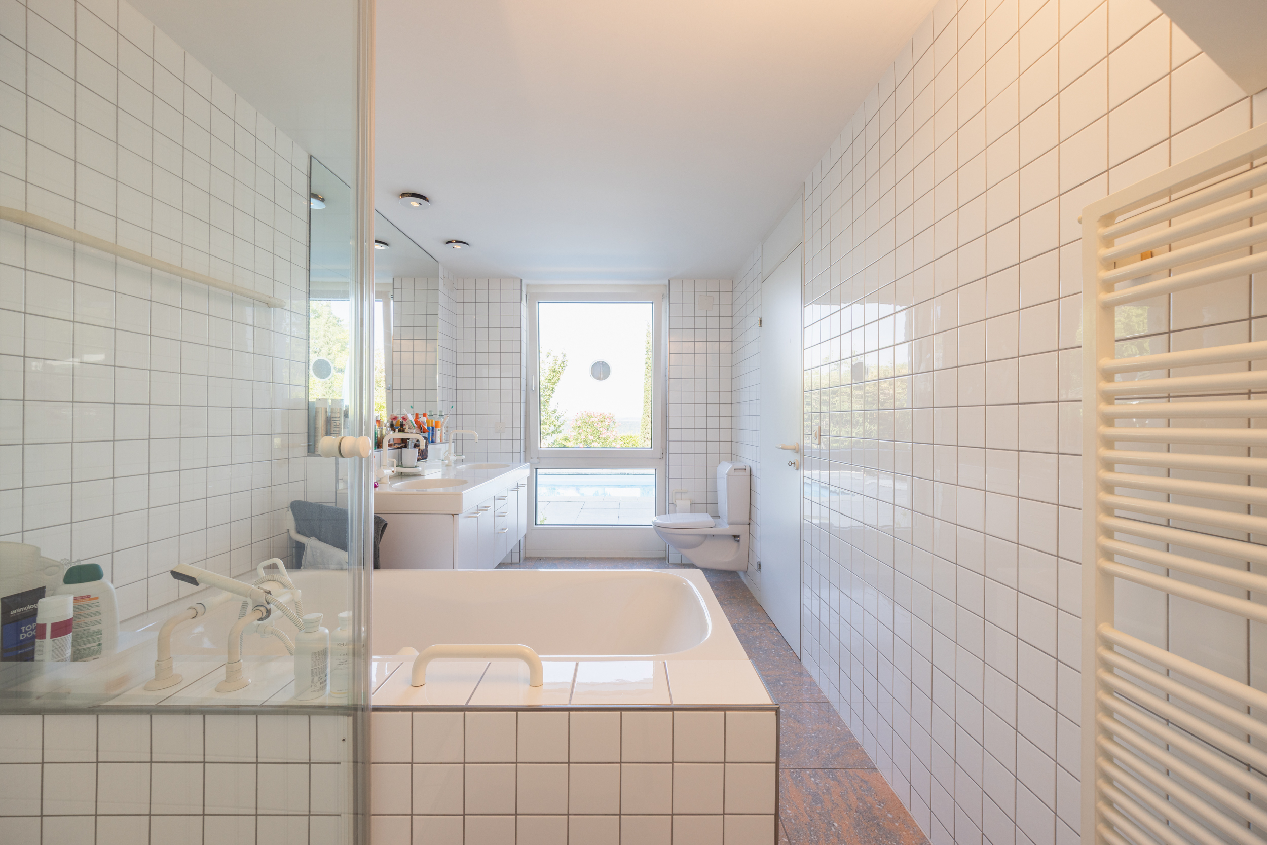 Badezimmer en suite Erdgeschoss