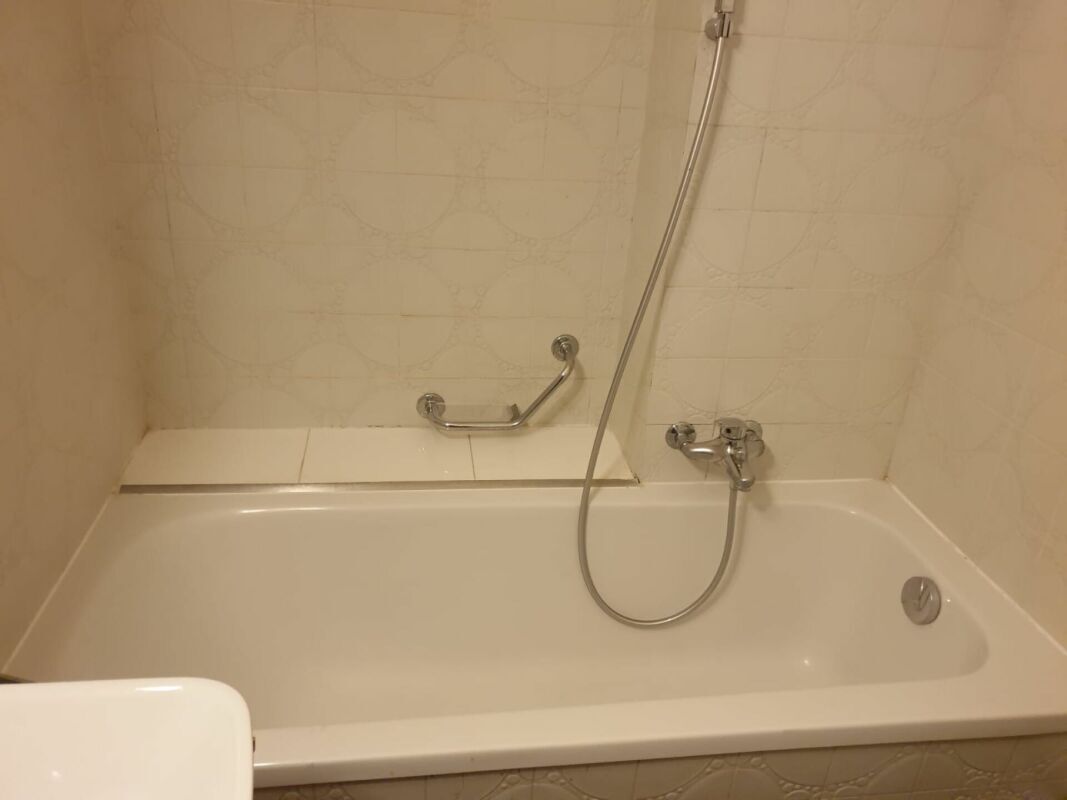 Picture 8