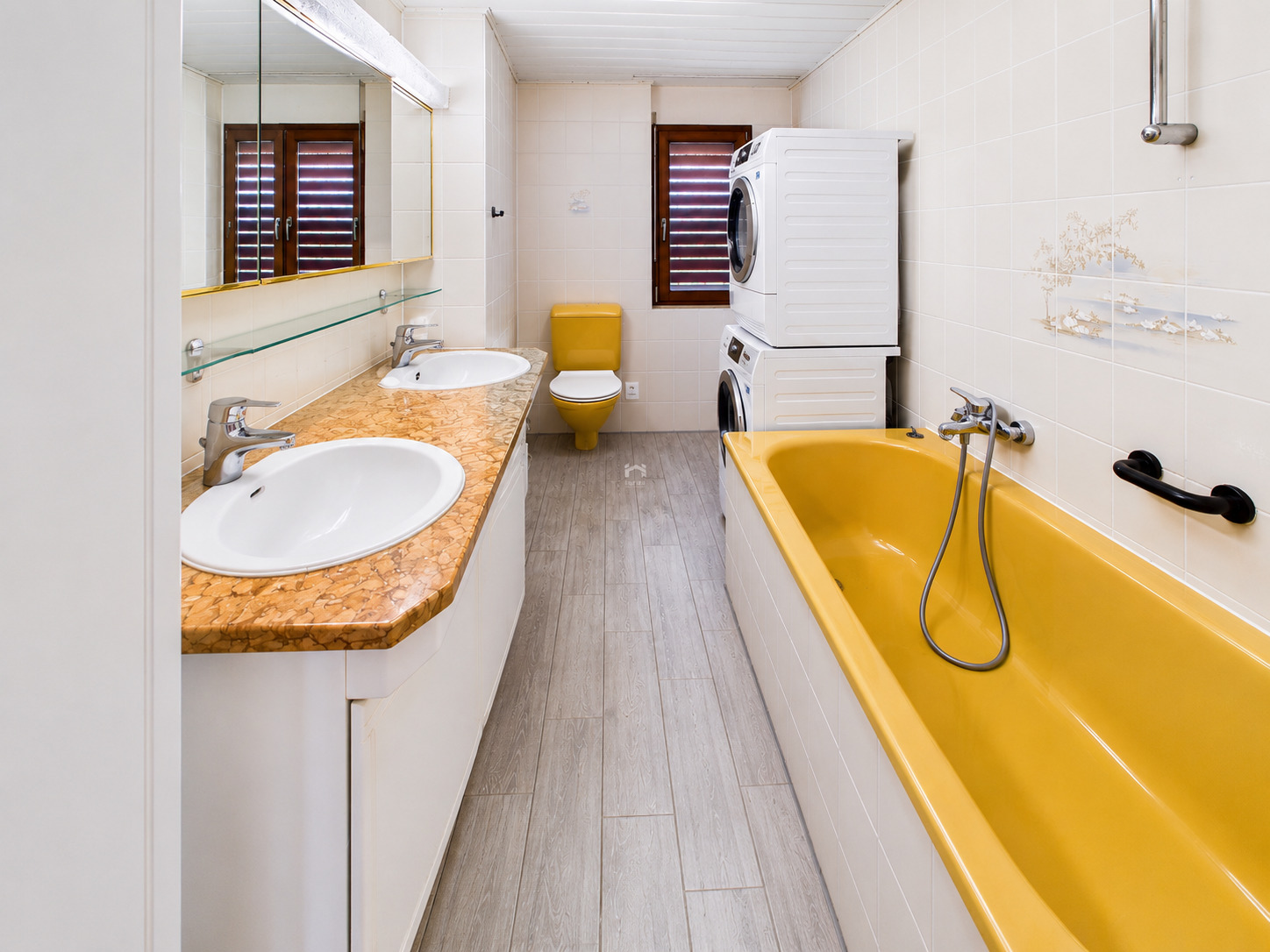 Badezimmer EG