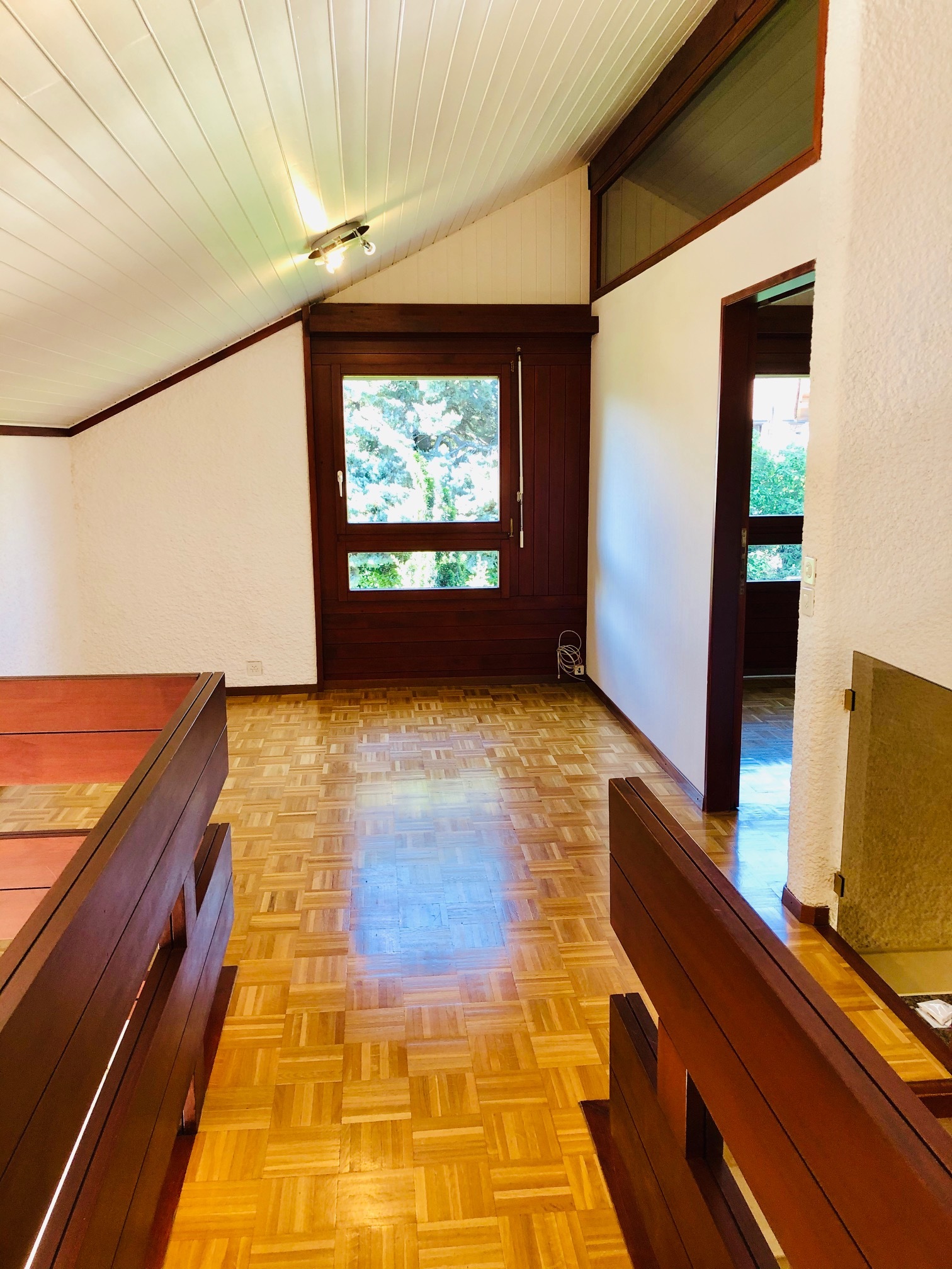 Interior view 6