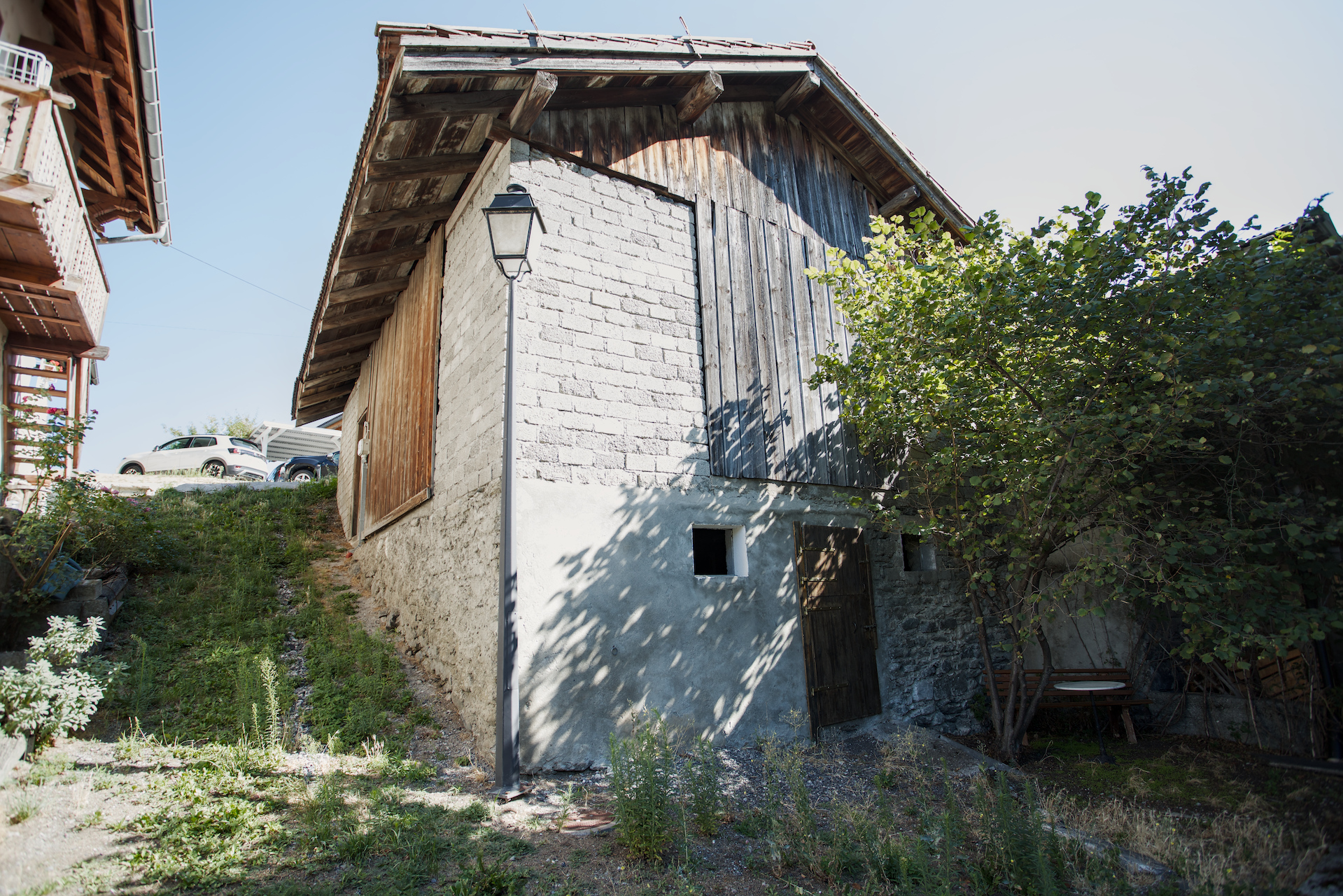 Exterior view 4