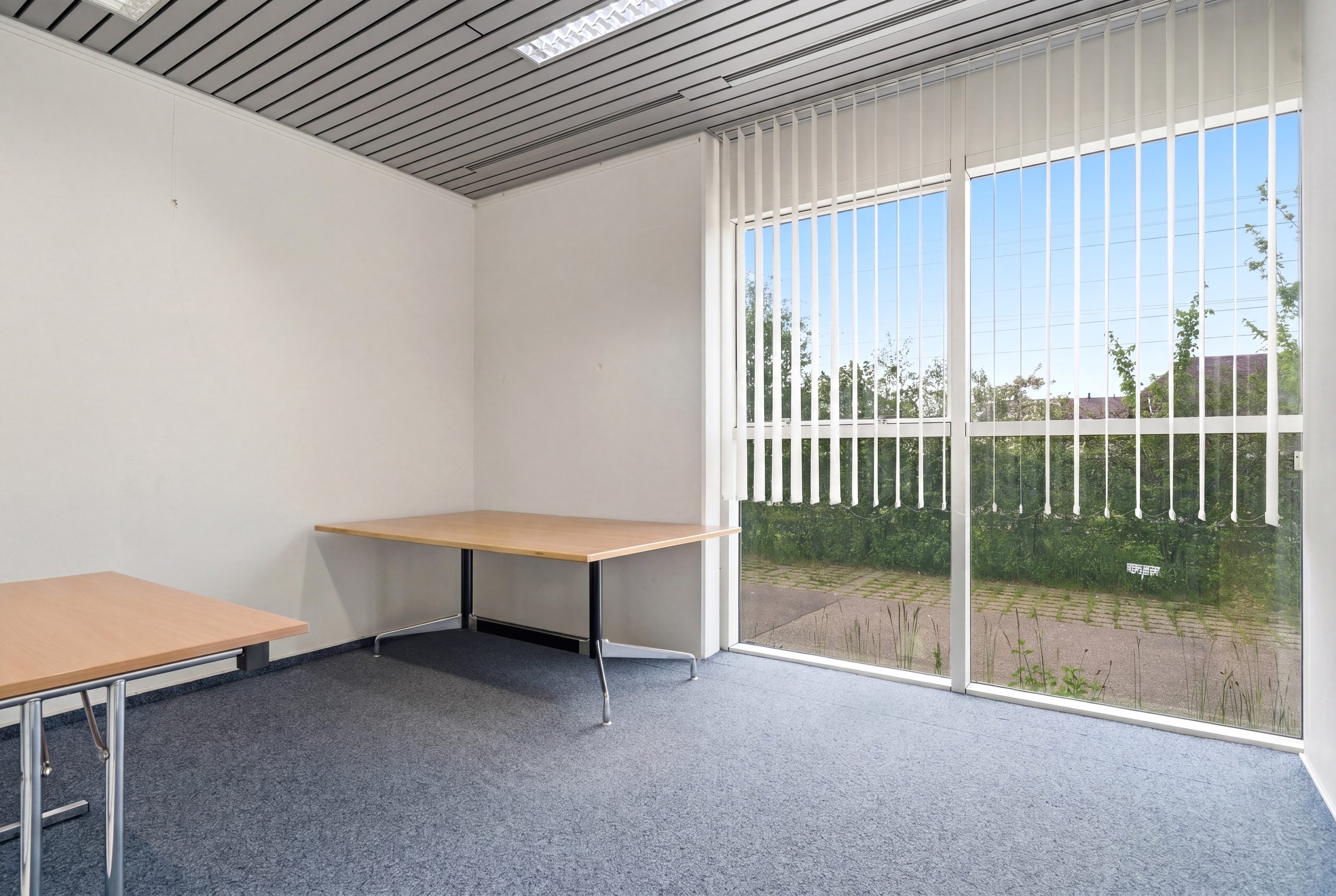Interior view 4