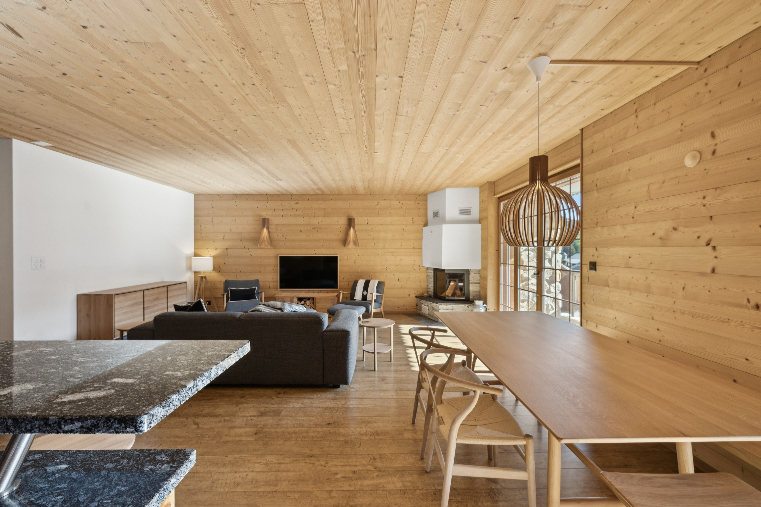Interior view 2