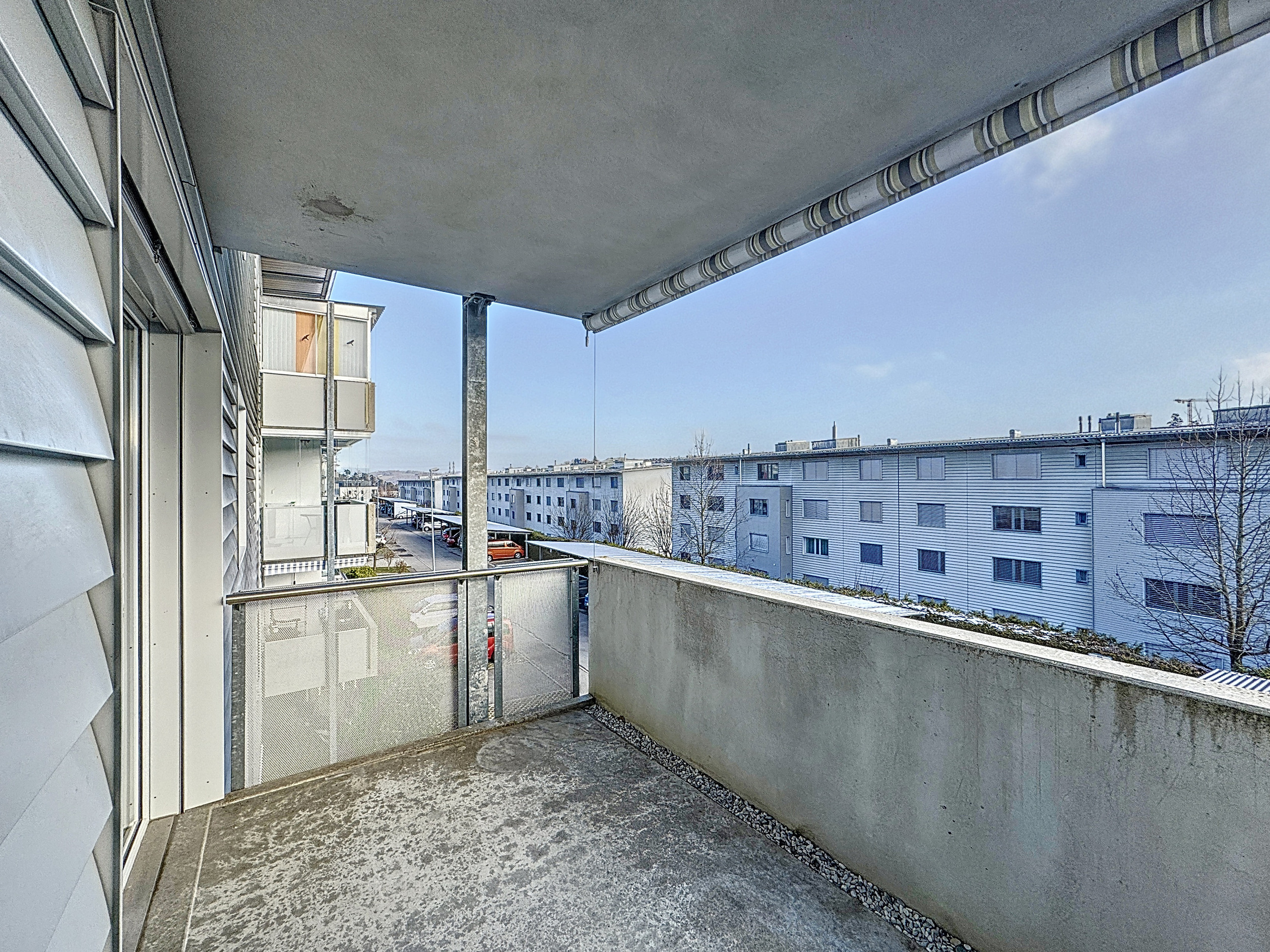 Balcon, côté séjour Balcon, côté séjour