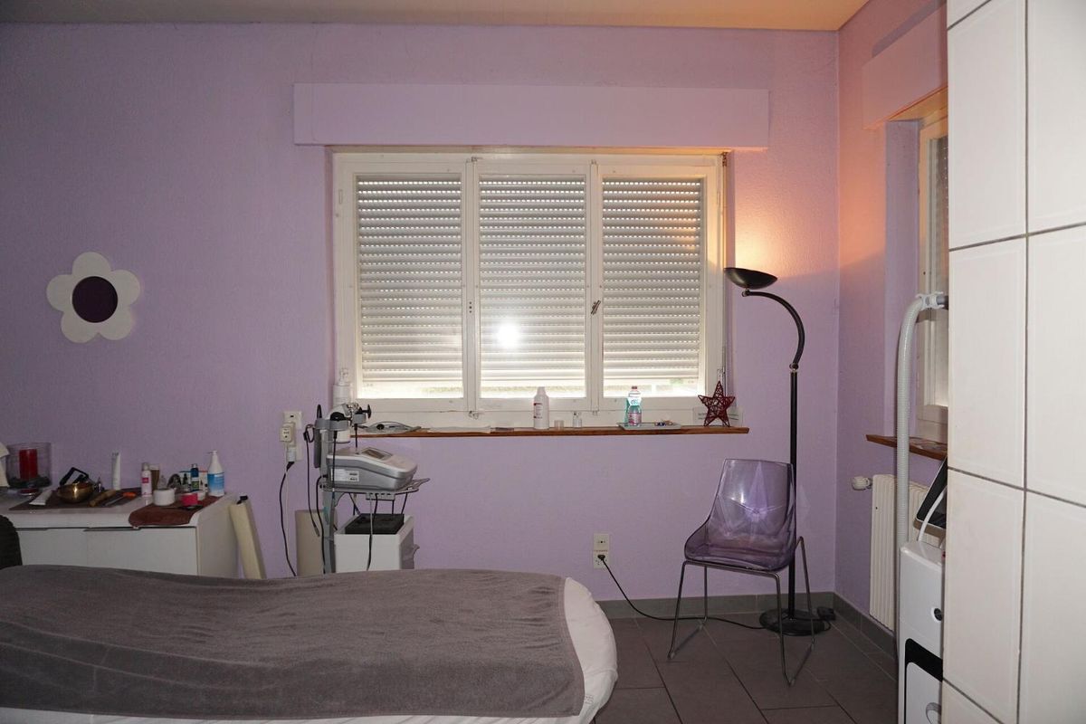 Picture 12