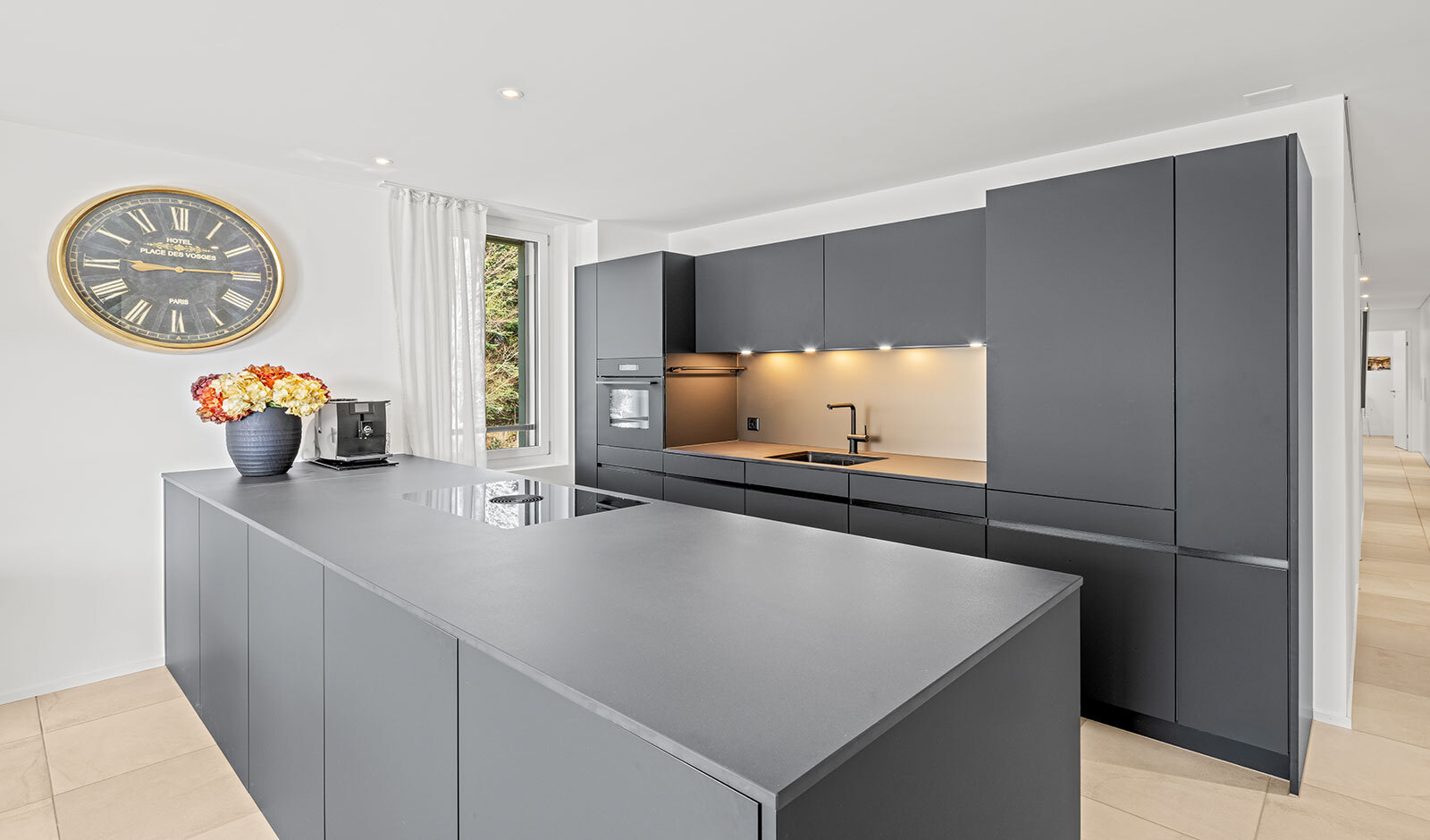 weitere Bilder auf www.dv-immo.ch