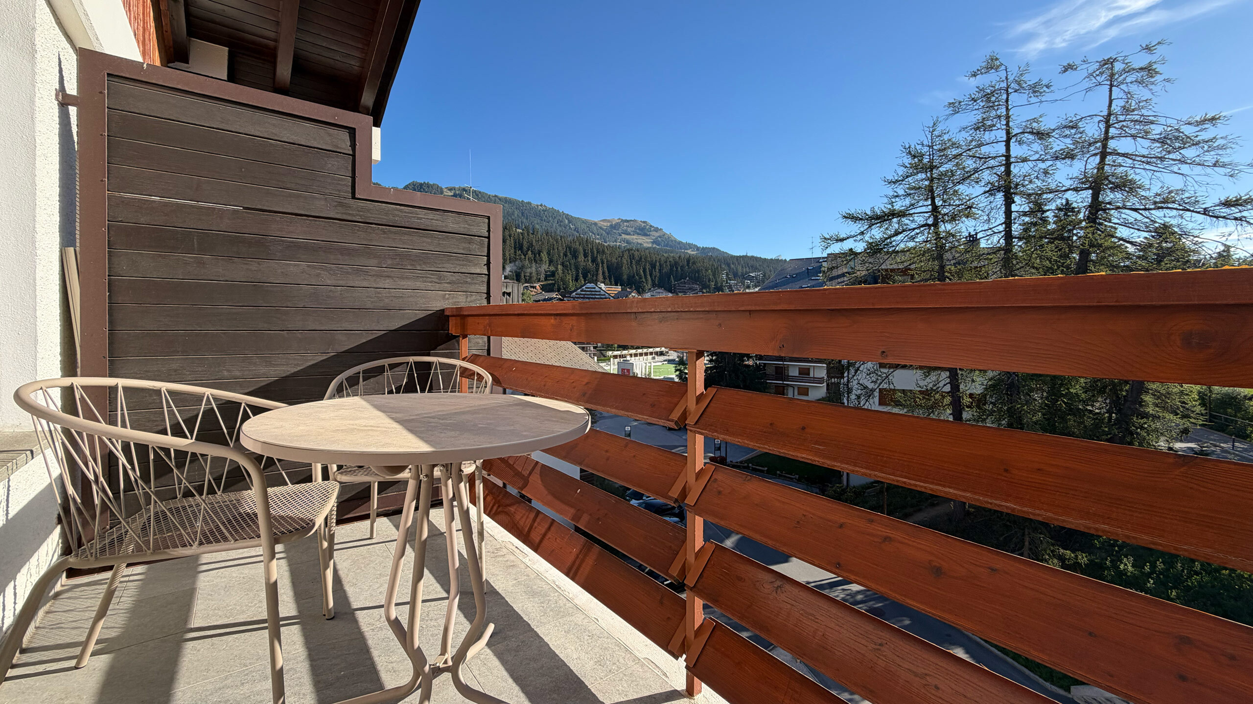 Balcon - Est Balcon - Est
