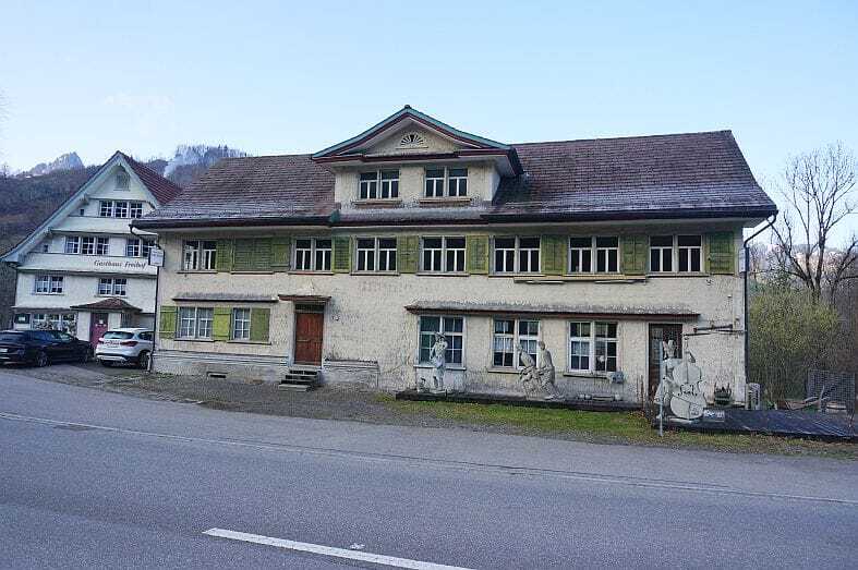 Photo 2