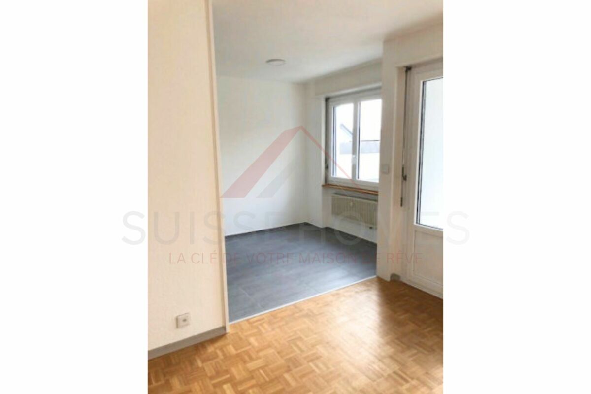 Wohnzimmer / Wohnbereich ? Salon / séjour