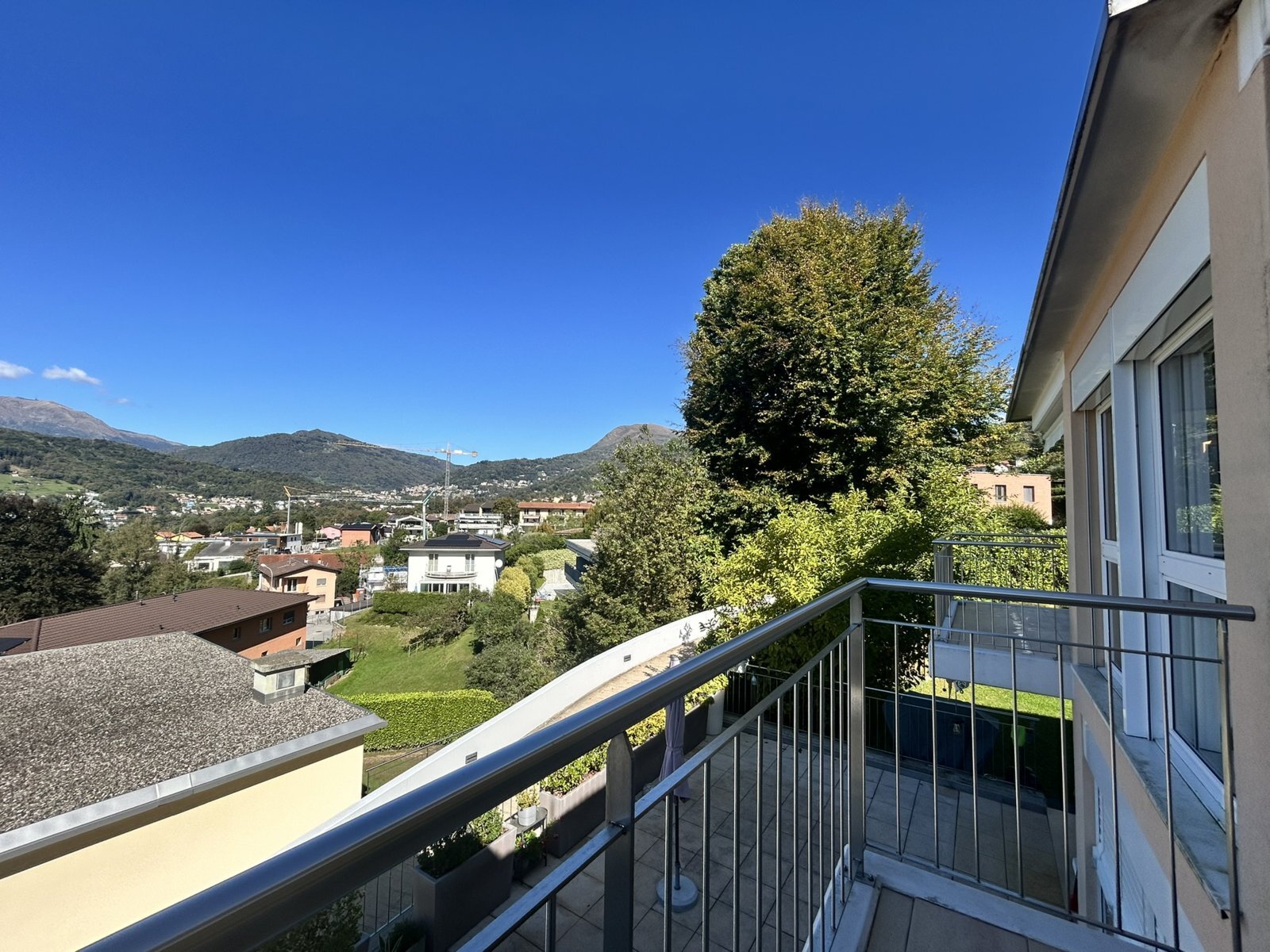 vista dall'appartamento, vista aperta nel verde