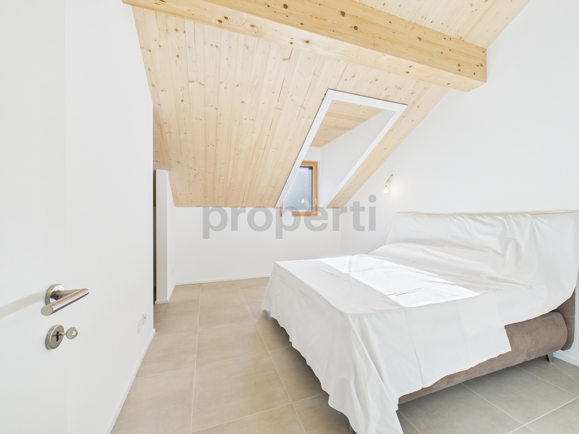 Image 7 Image 7
