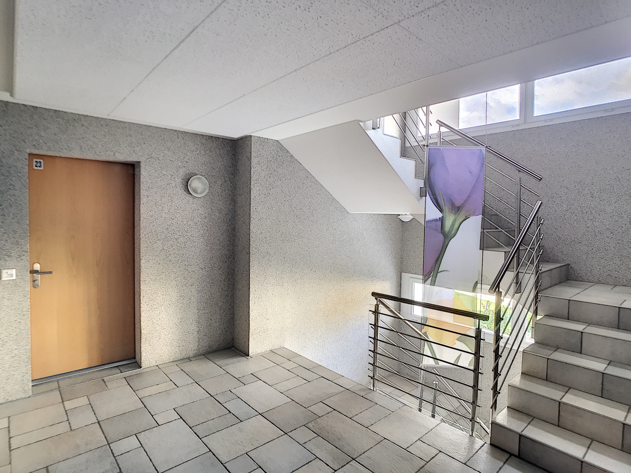 Hall - cage d'escaliers Hall - cage d'escaliers