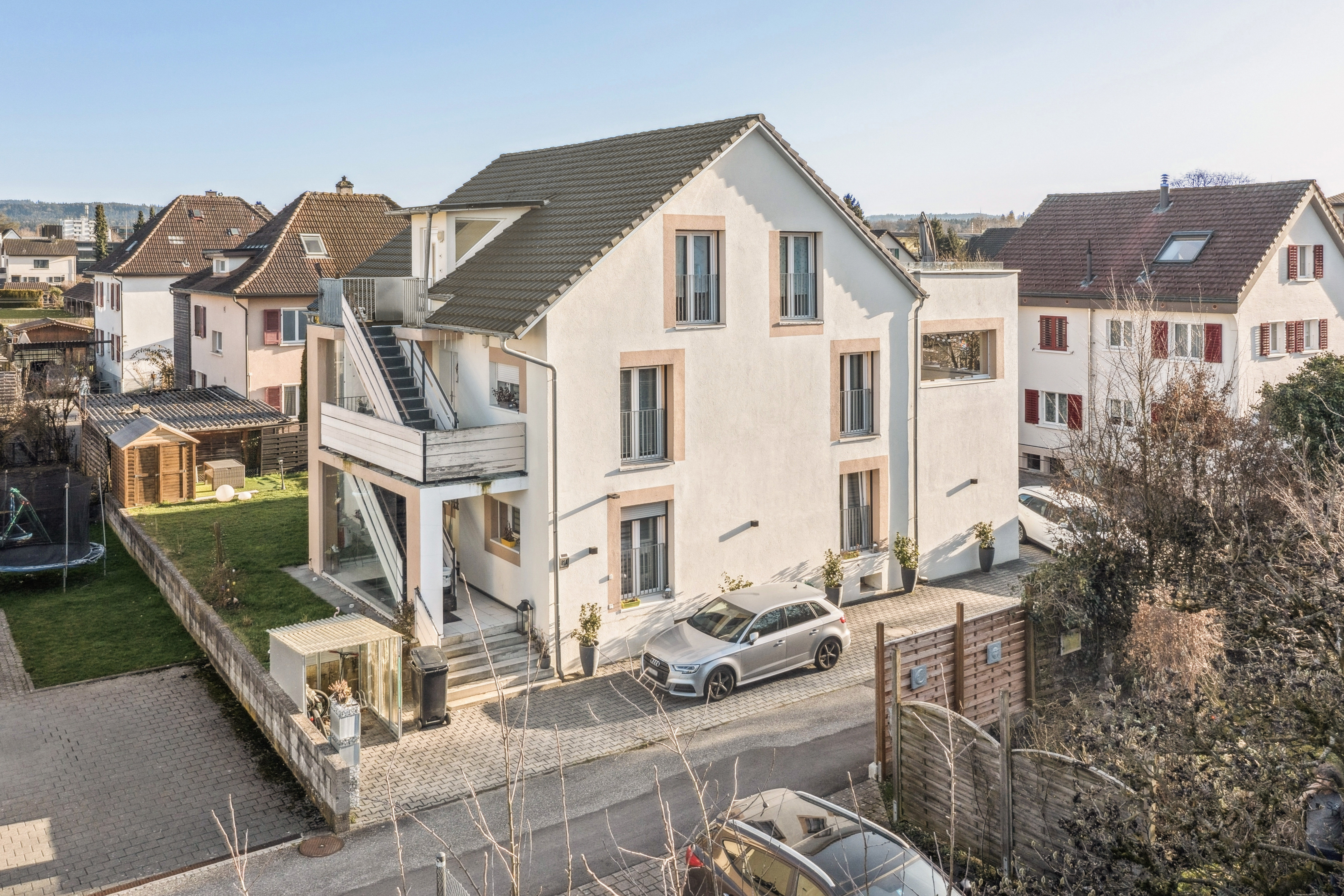 Structure globale bien entretenue avec un potentiel à long terme