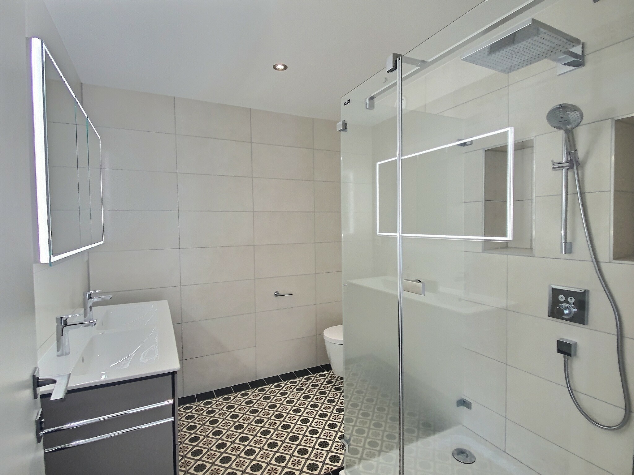 Salle de douche parentale