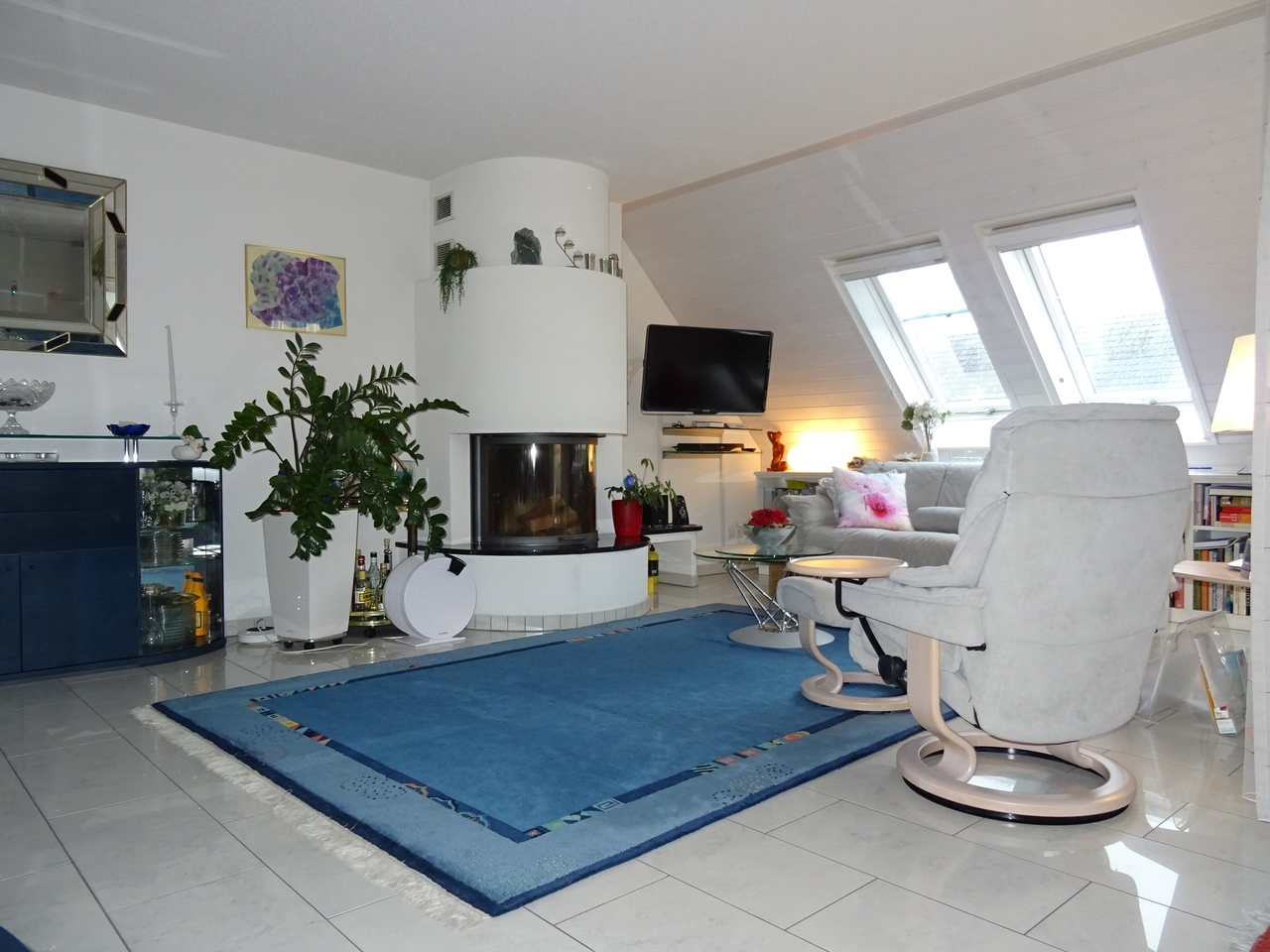 Helles und sonniges Wohnzimmer