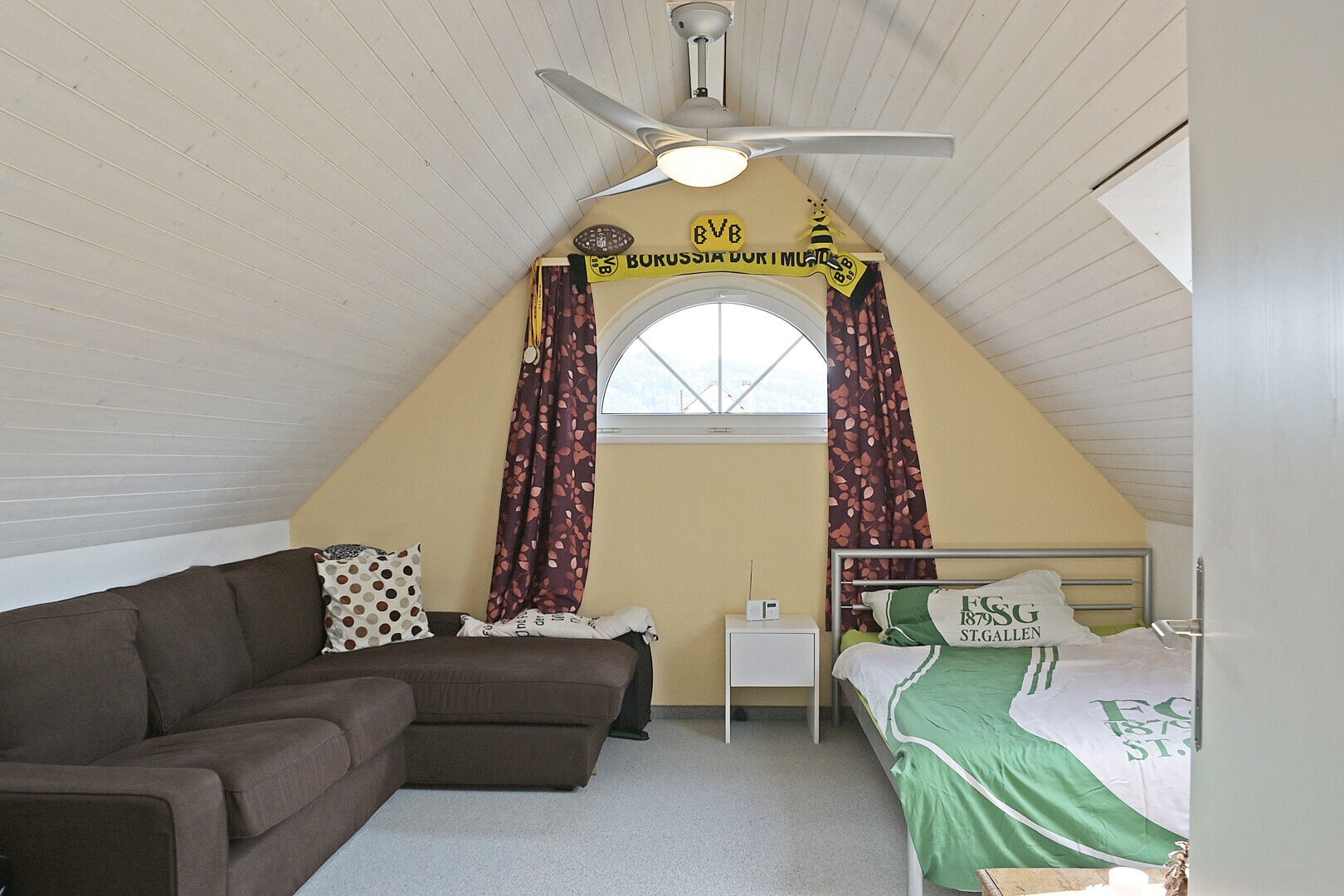 Picture 12
