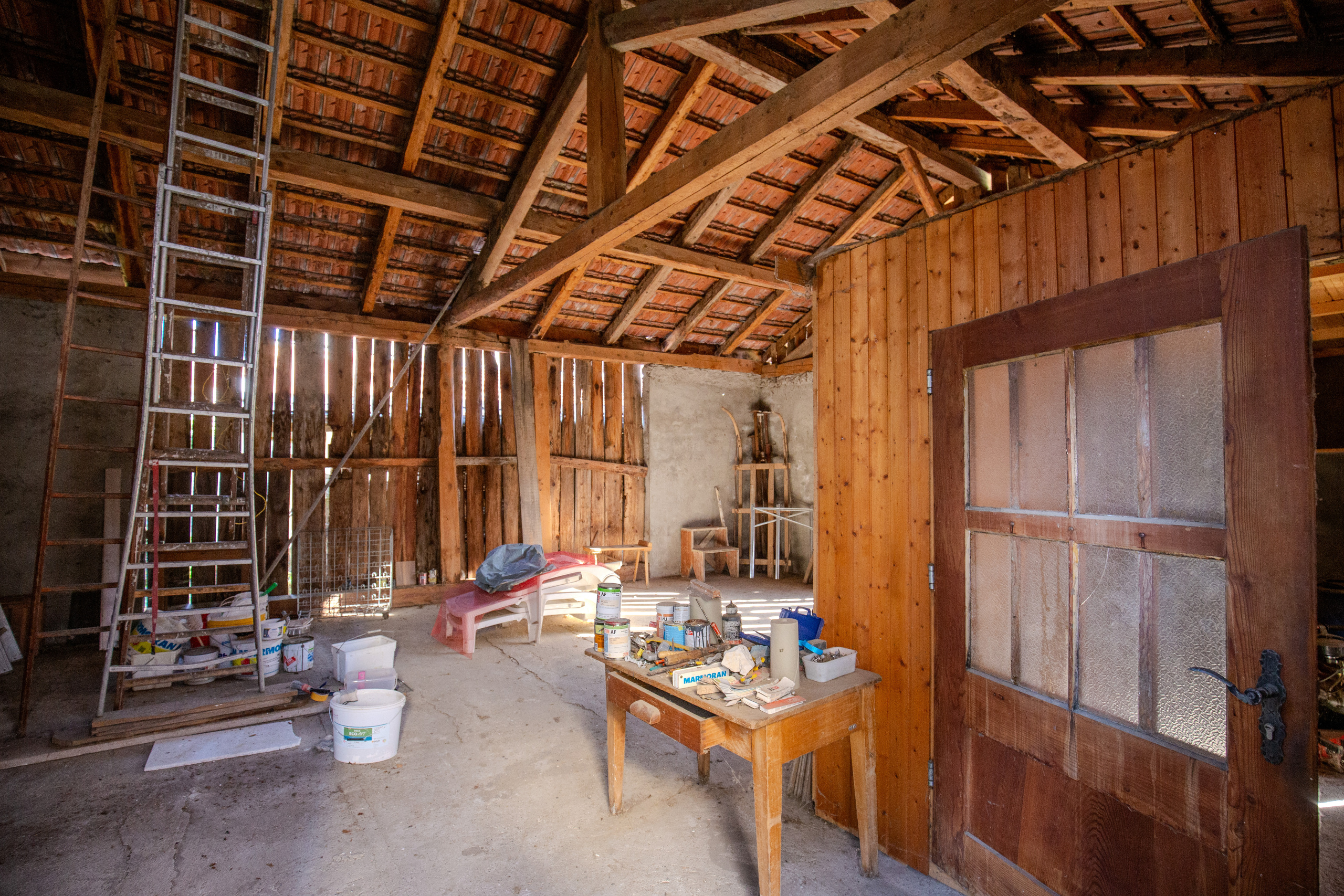 Interior view 16