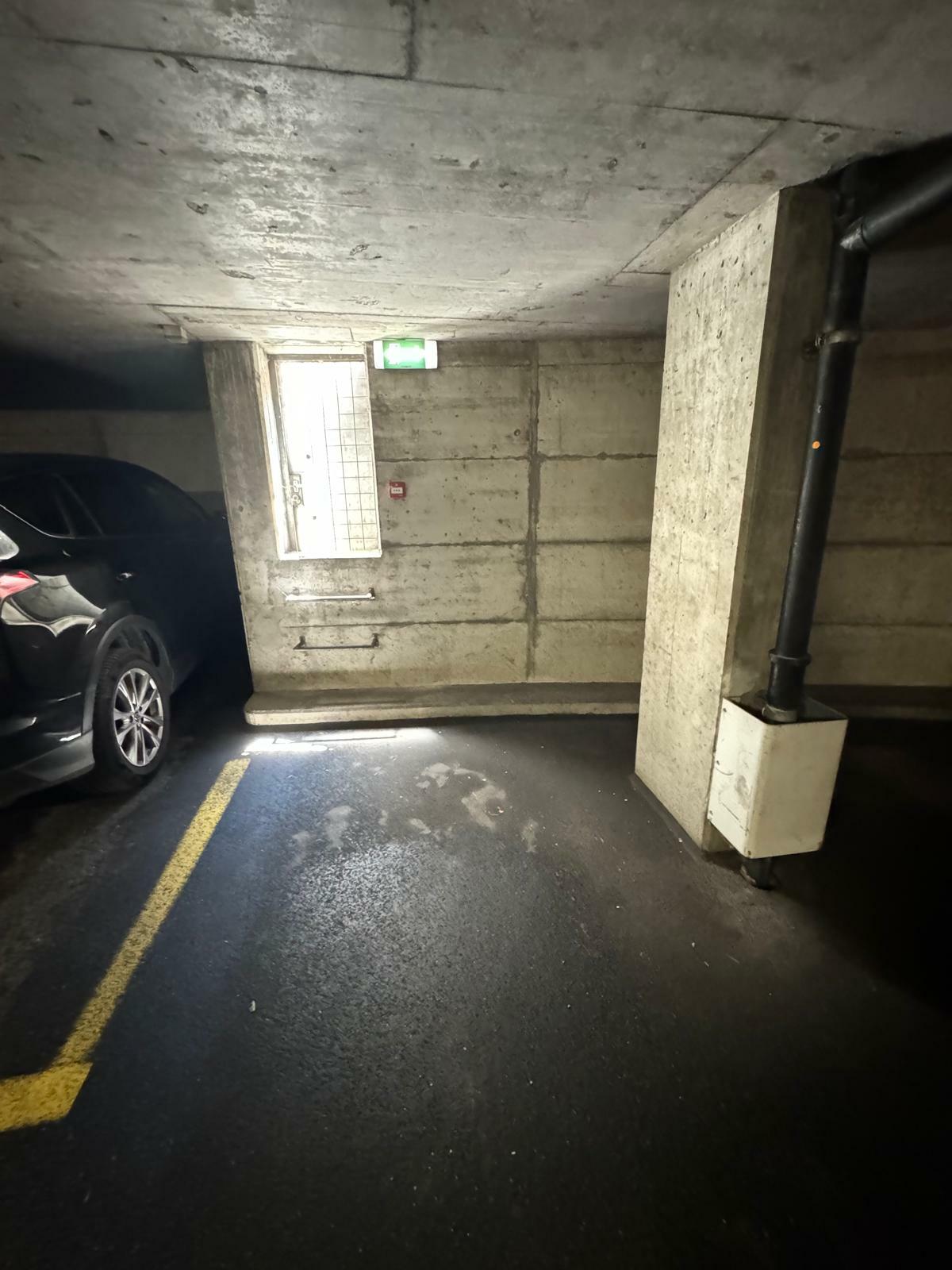 Place moto 7M au 4ème sous-sol