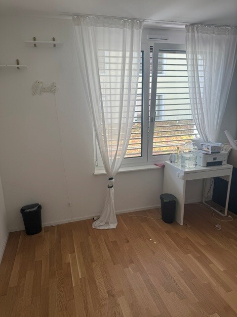 Firstview