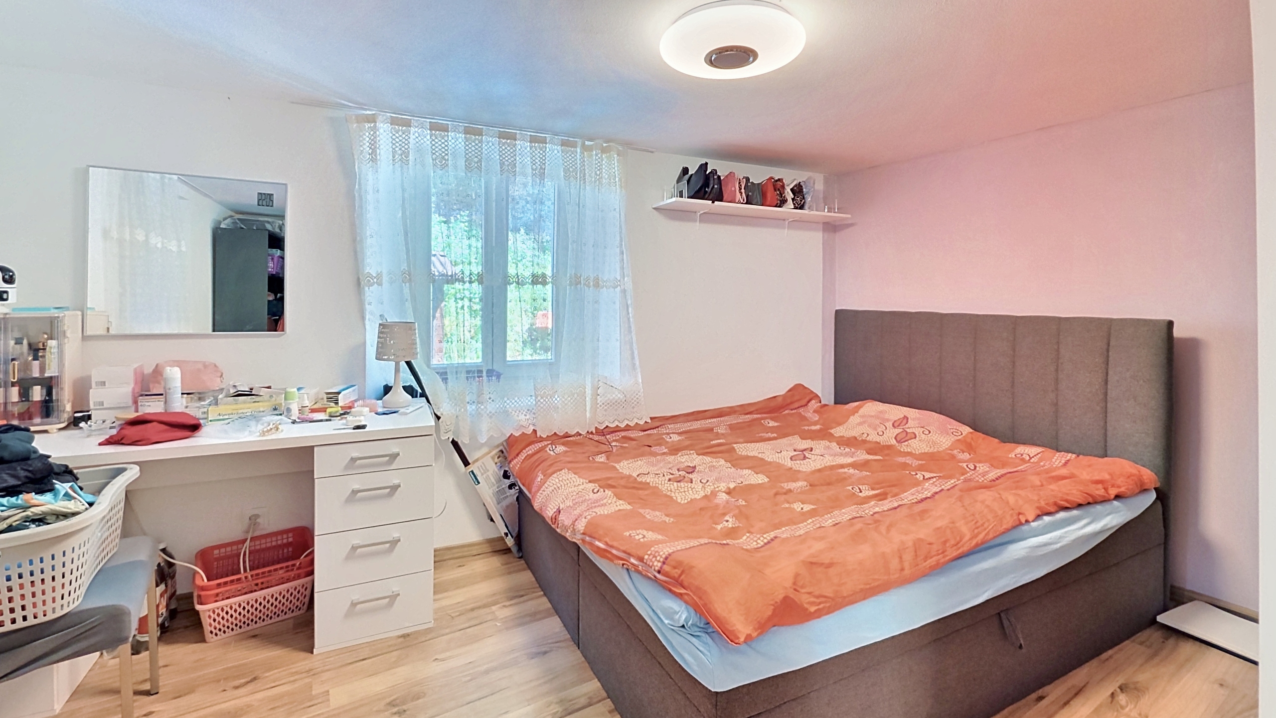 Chambre 1 - 1er étage Chambre 1 - 1er étage