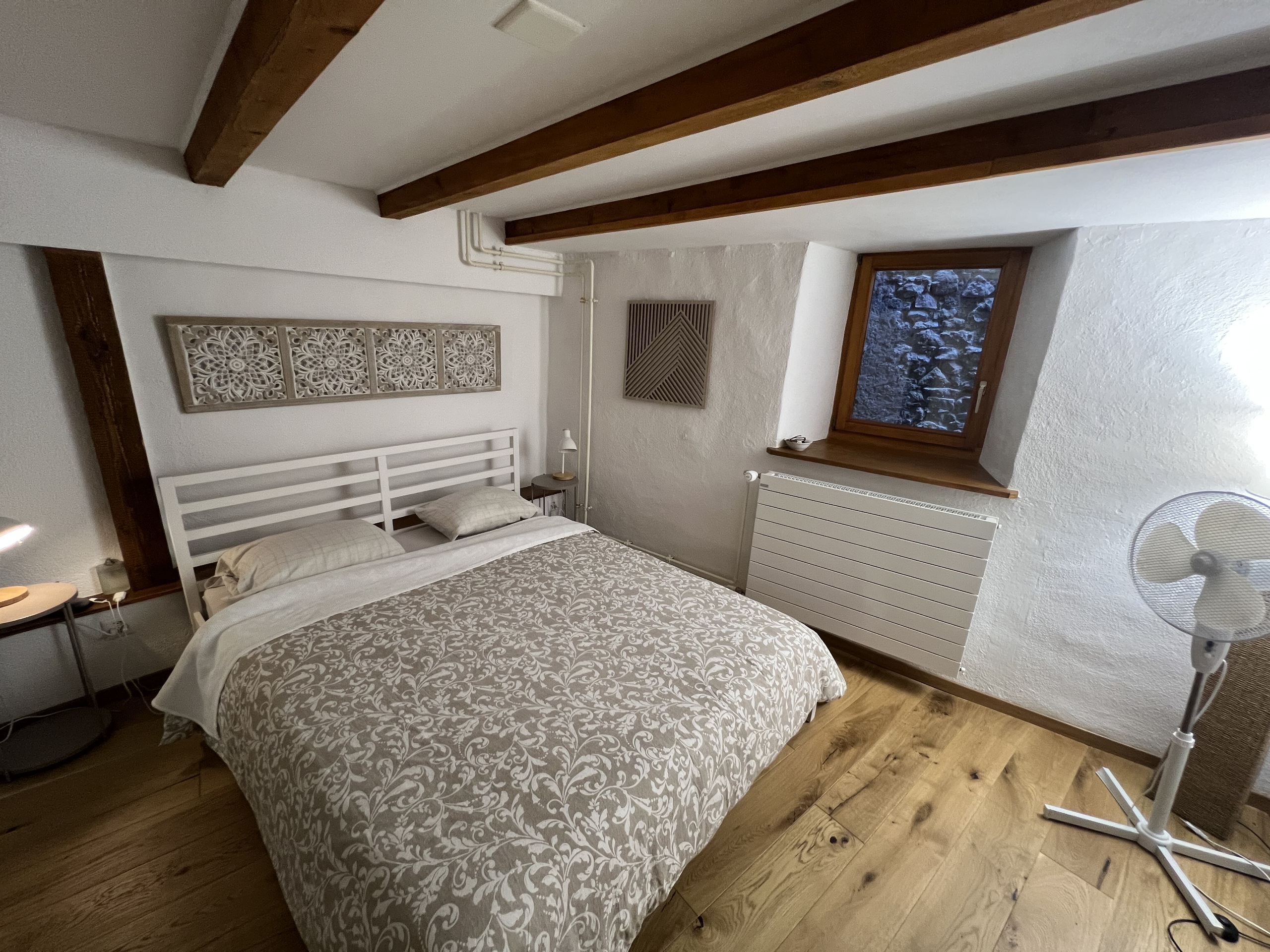 Interior view 10
