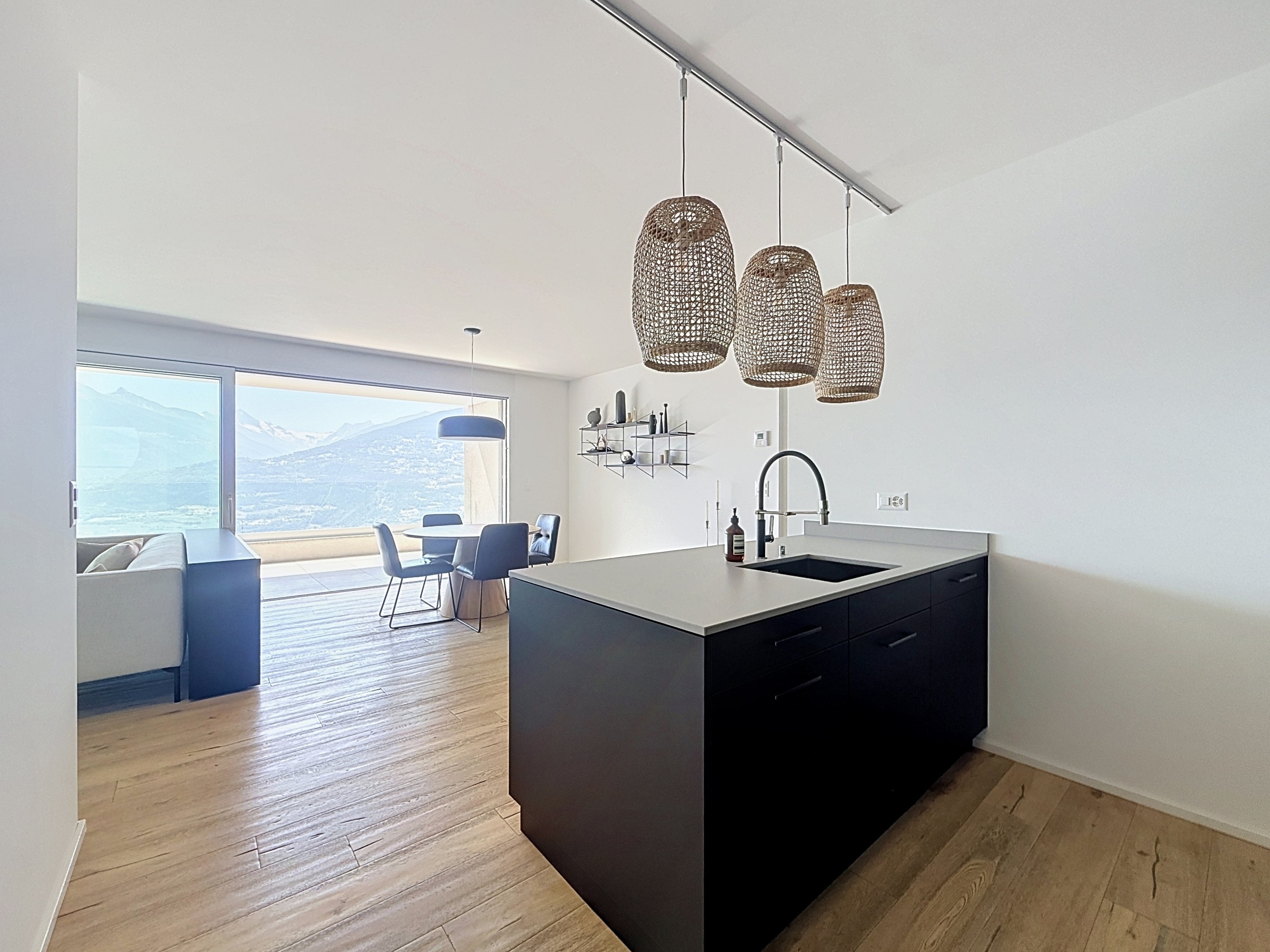 Interior view 2