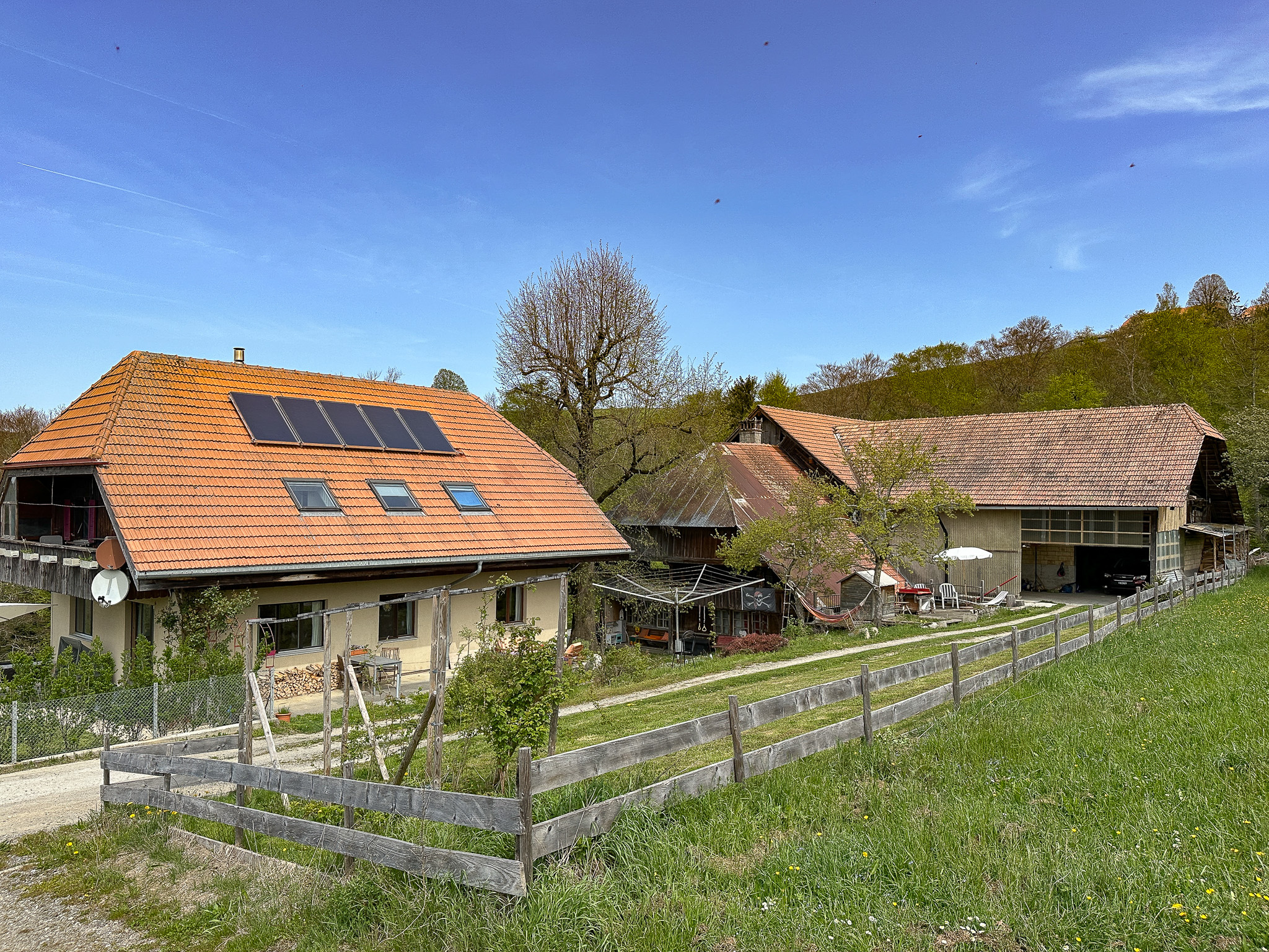 Wohnhaus mit Ökonomiegebäude