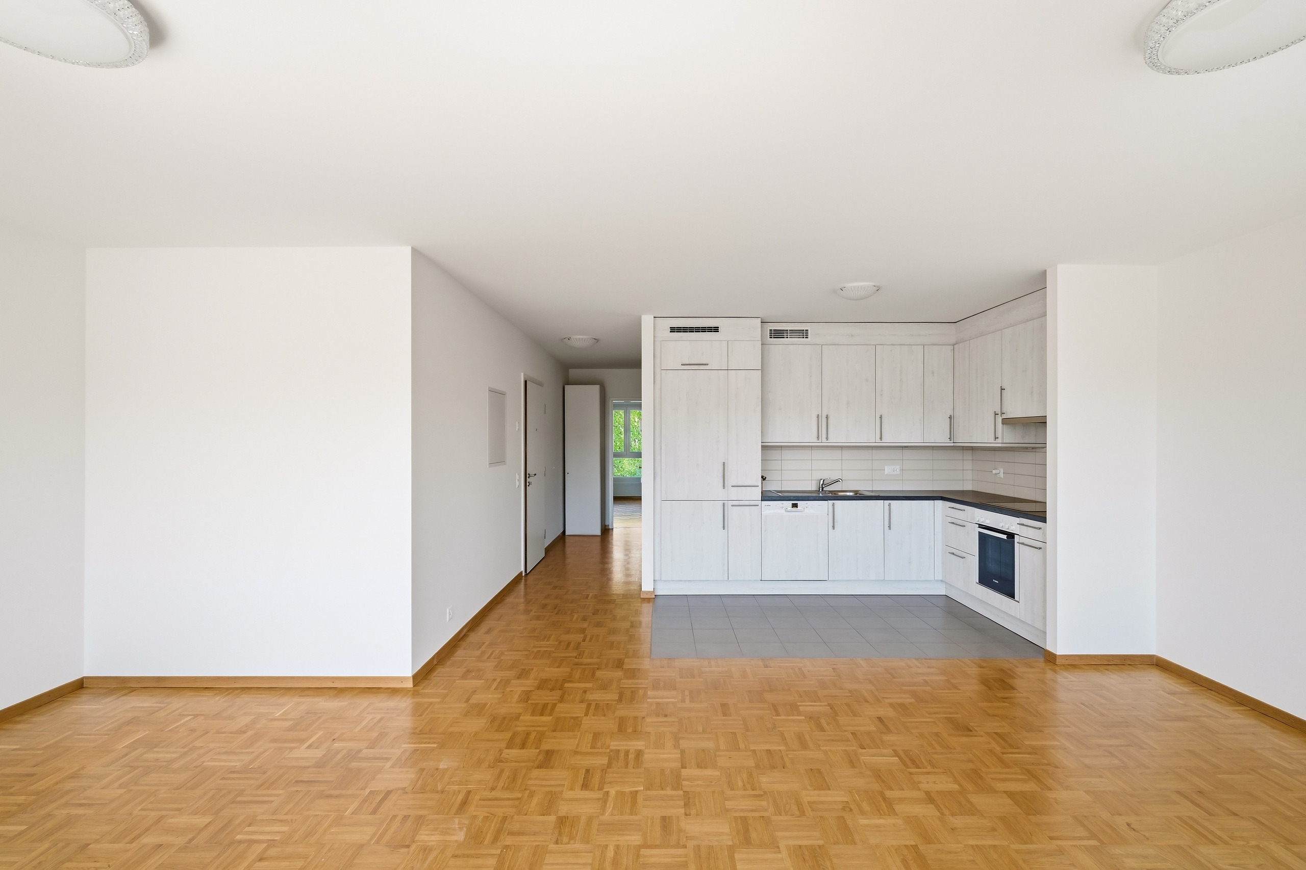 Interior view 5