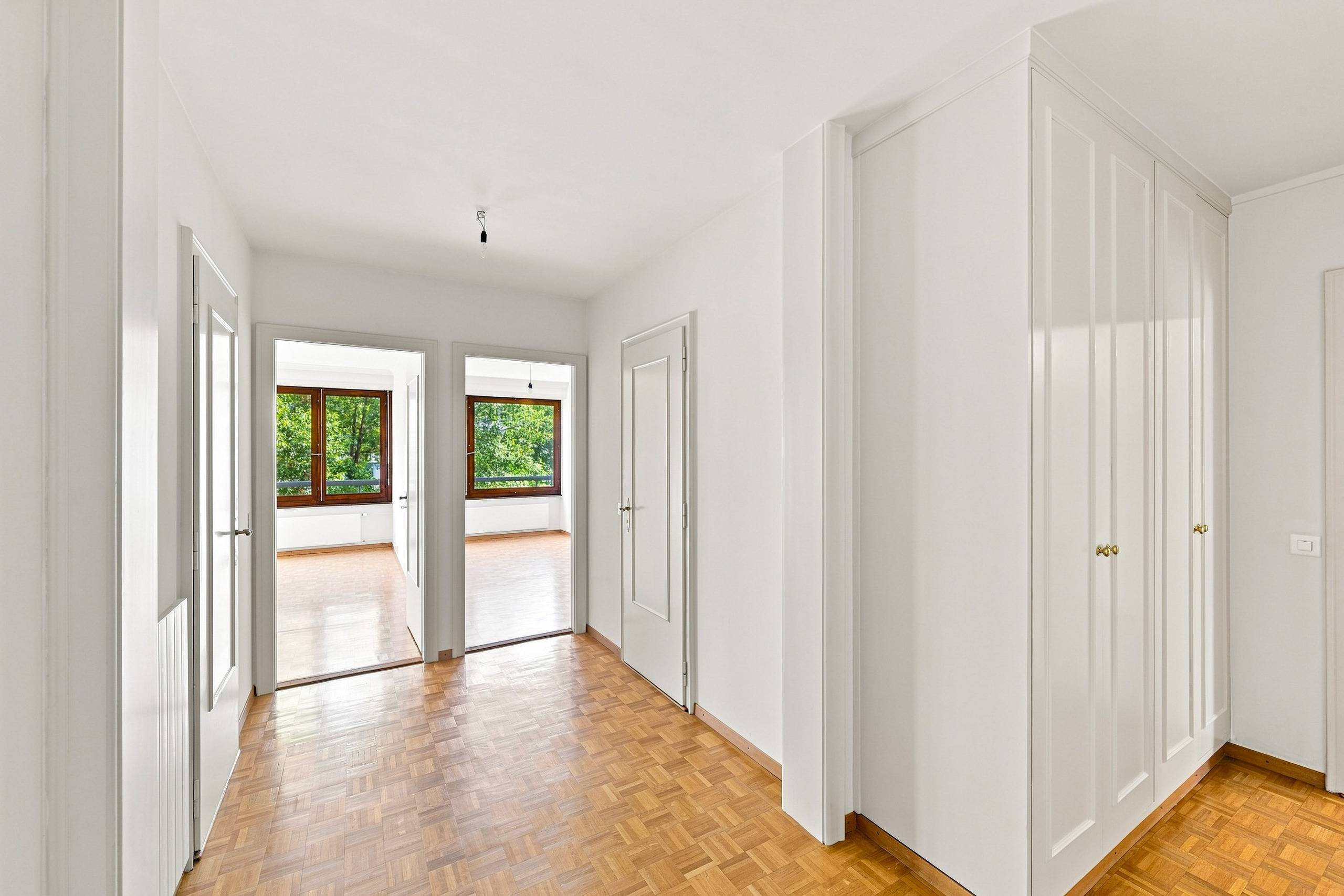 Interior view 7