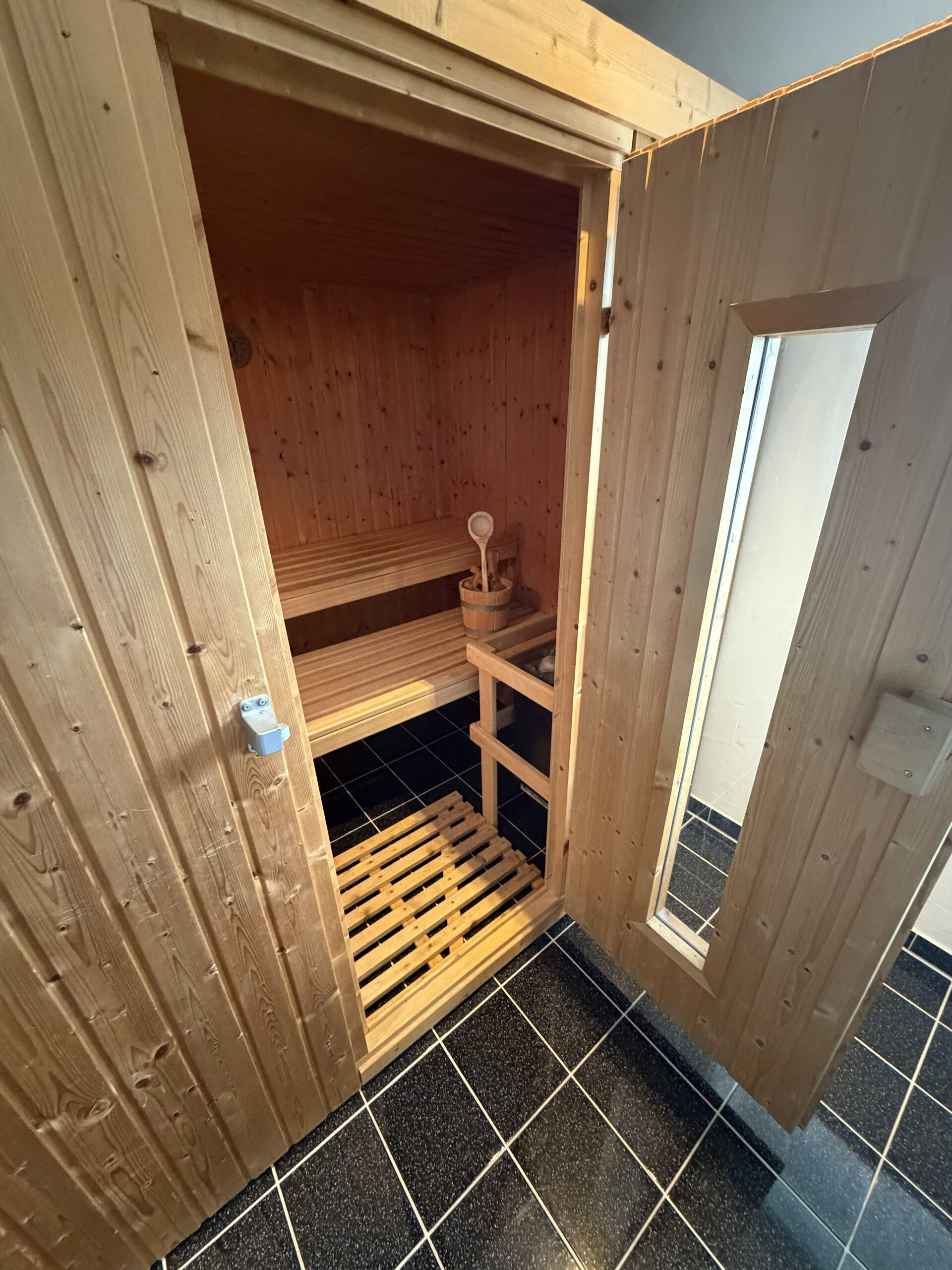 Interior view 7