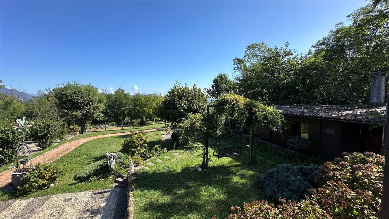 Foto 24