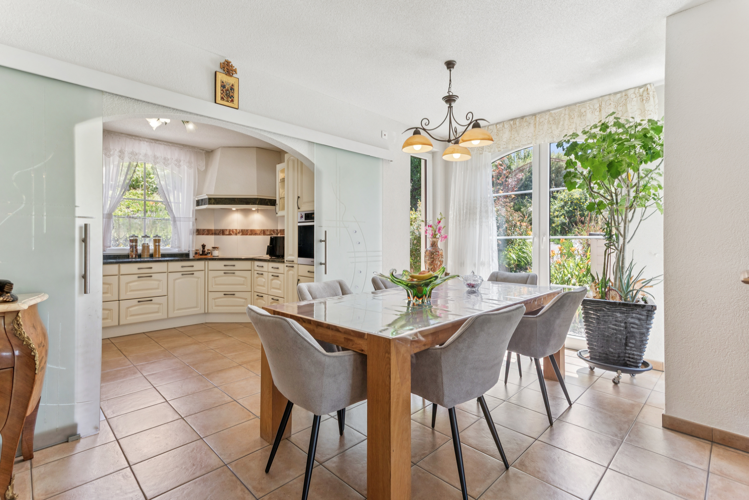 La salle à manger et cuisine