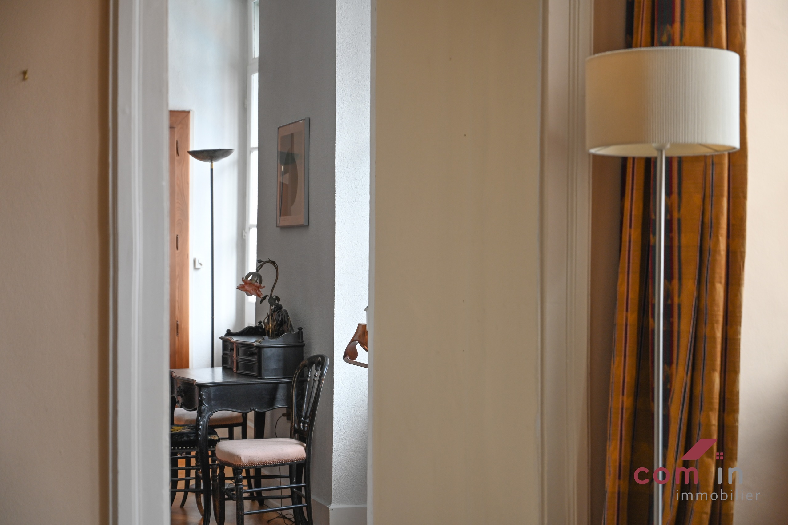 vue sur le studio depuis le grand séjour Est