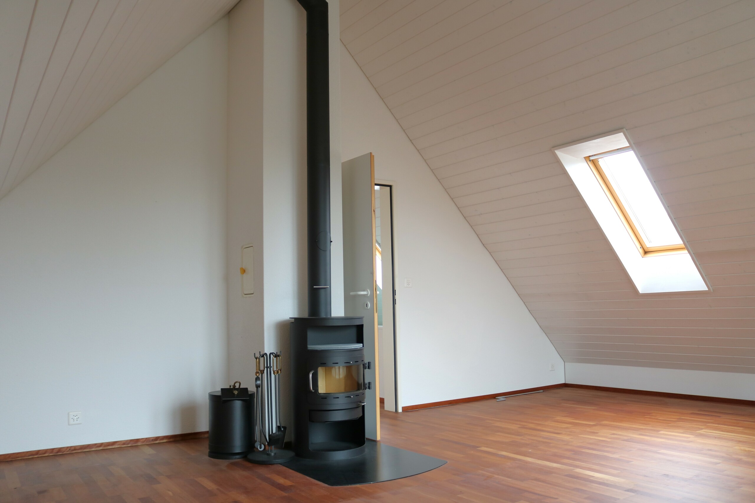 Studio 2. DG mit Cheminéeofen Studio 2. DG mit Cheminéeofen