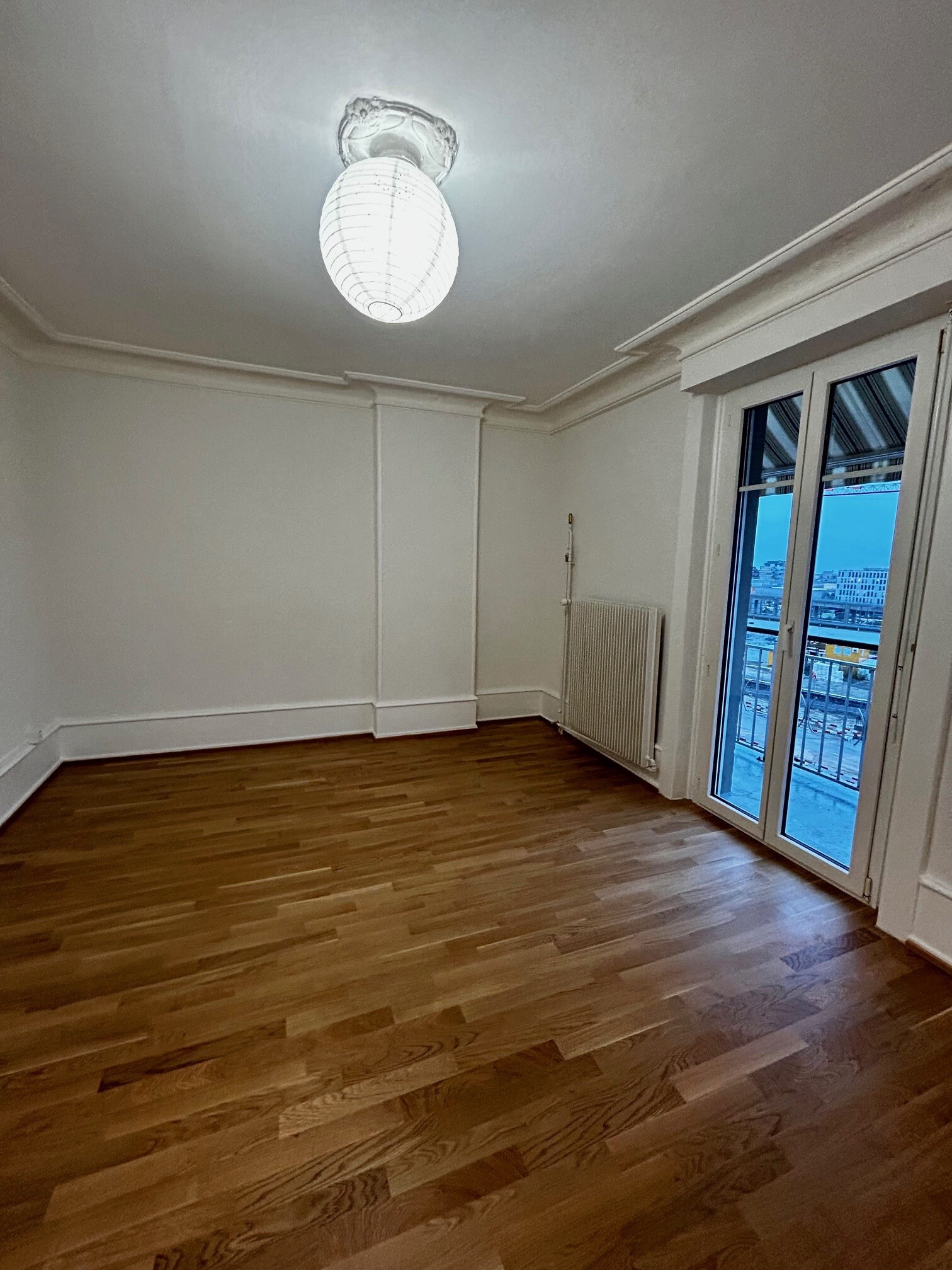 Interior view 4