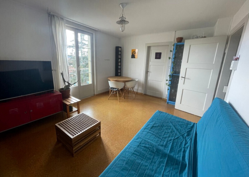 Firstview