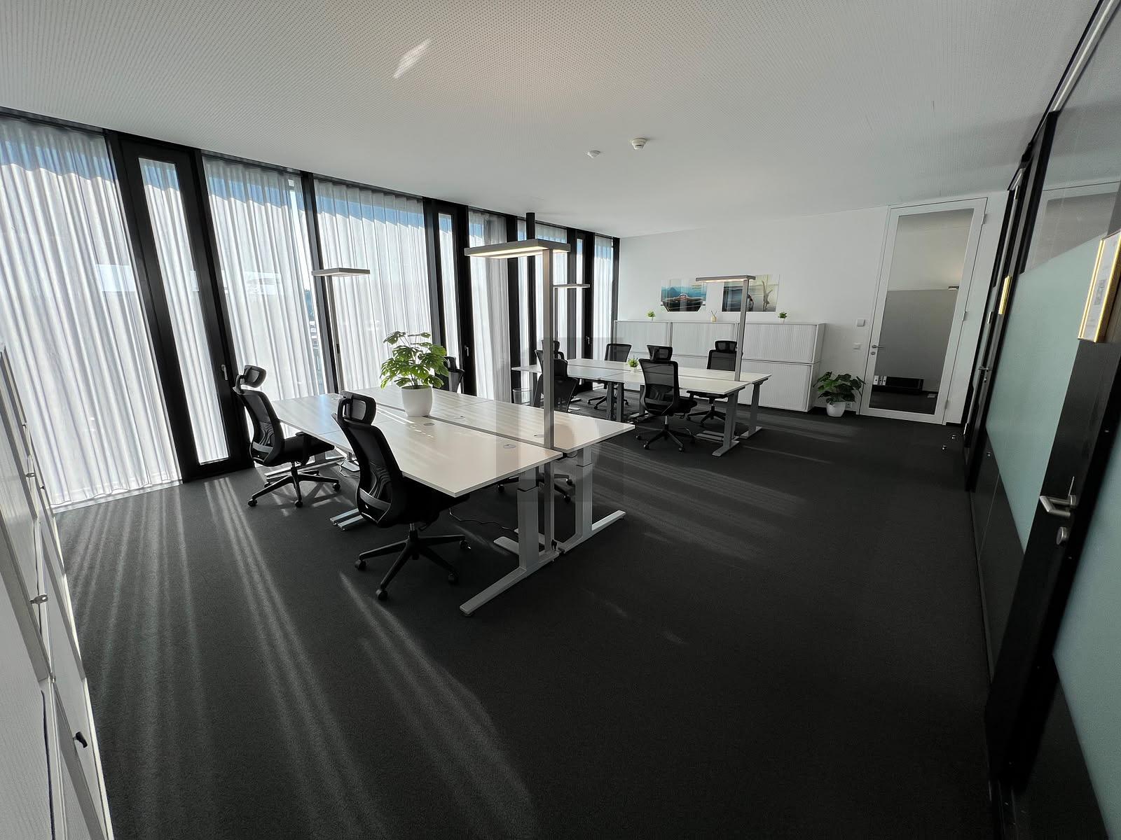 Photo 4