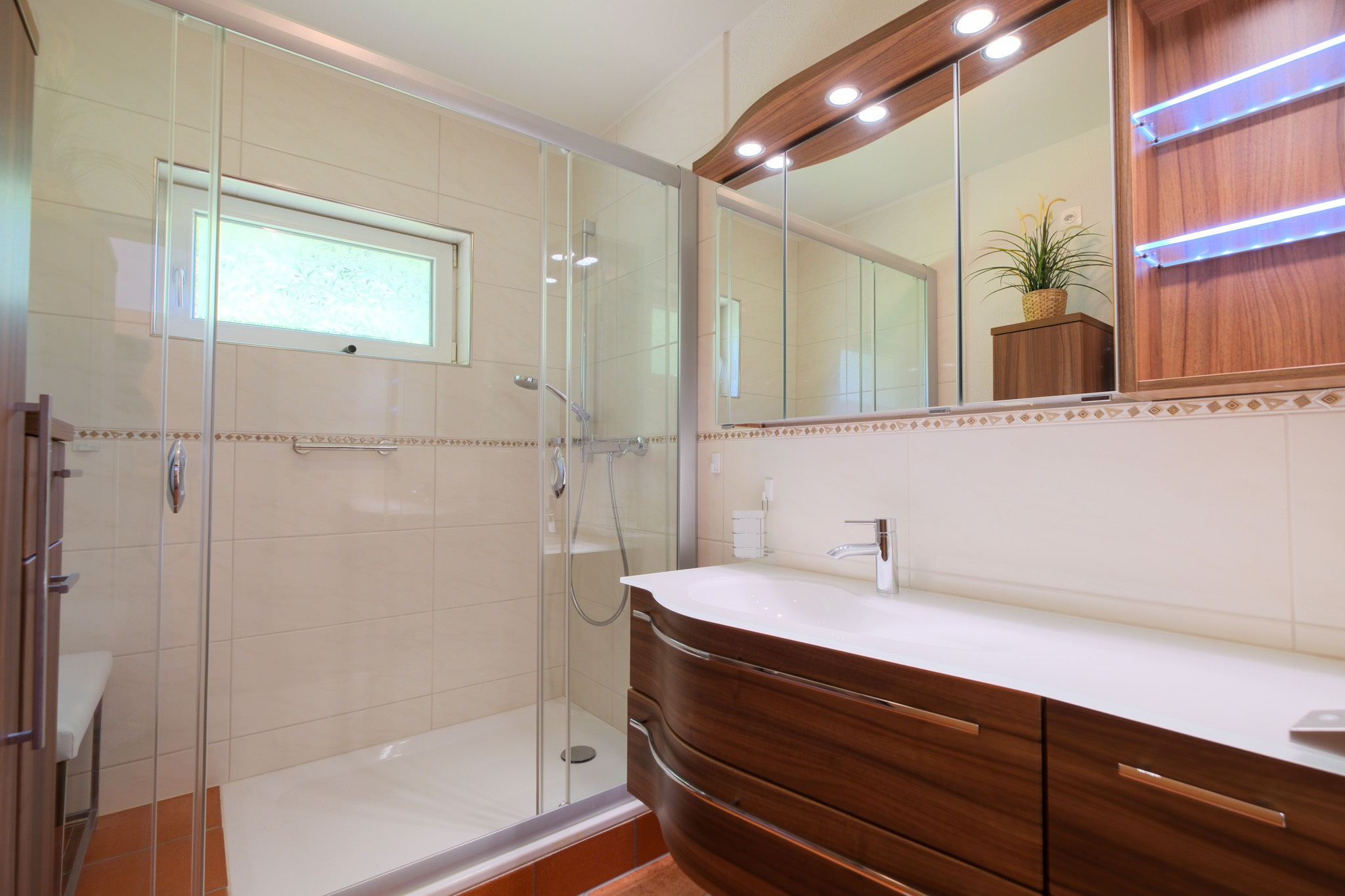 Gäste Dusche - Obergeschoss