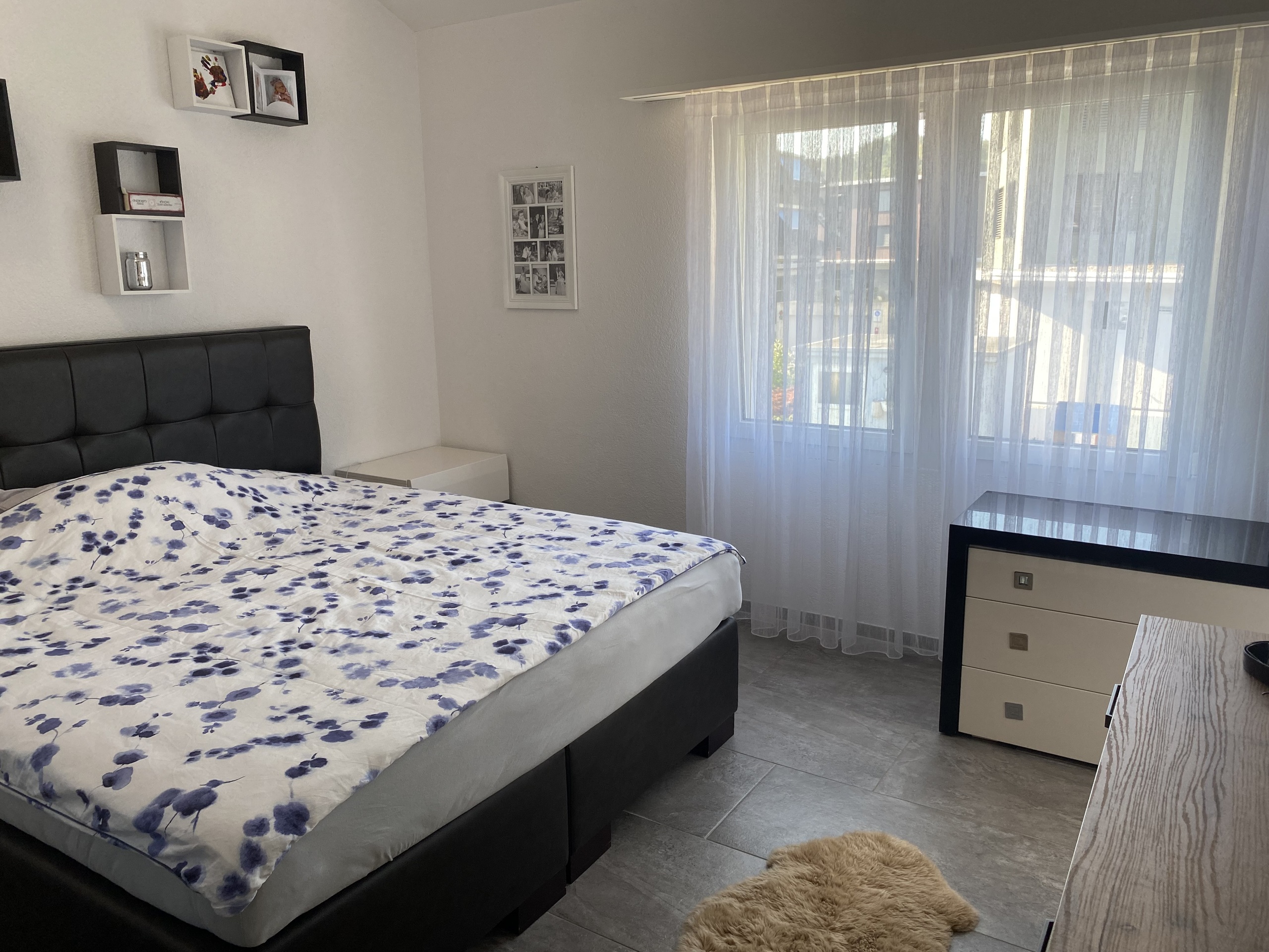 Zimmer 2 OG