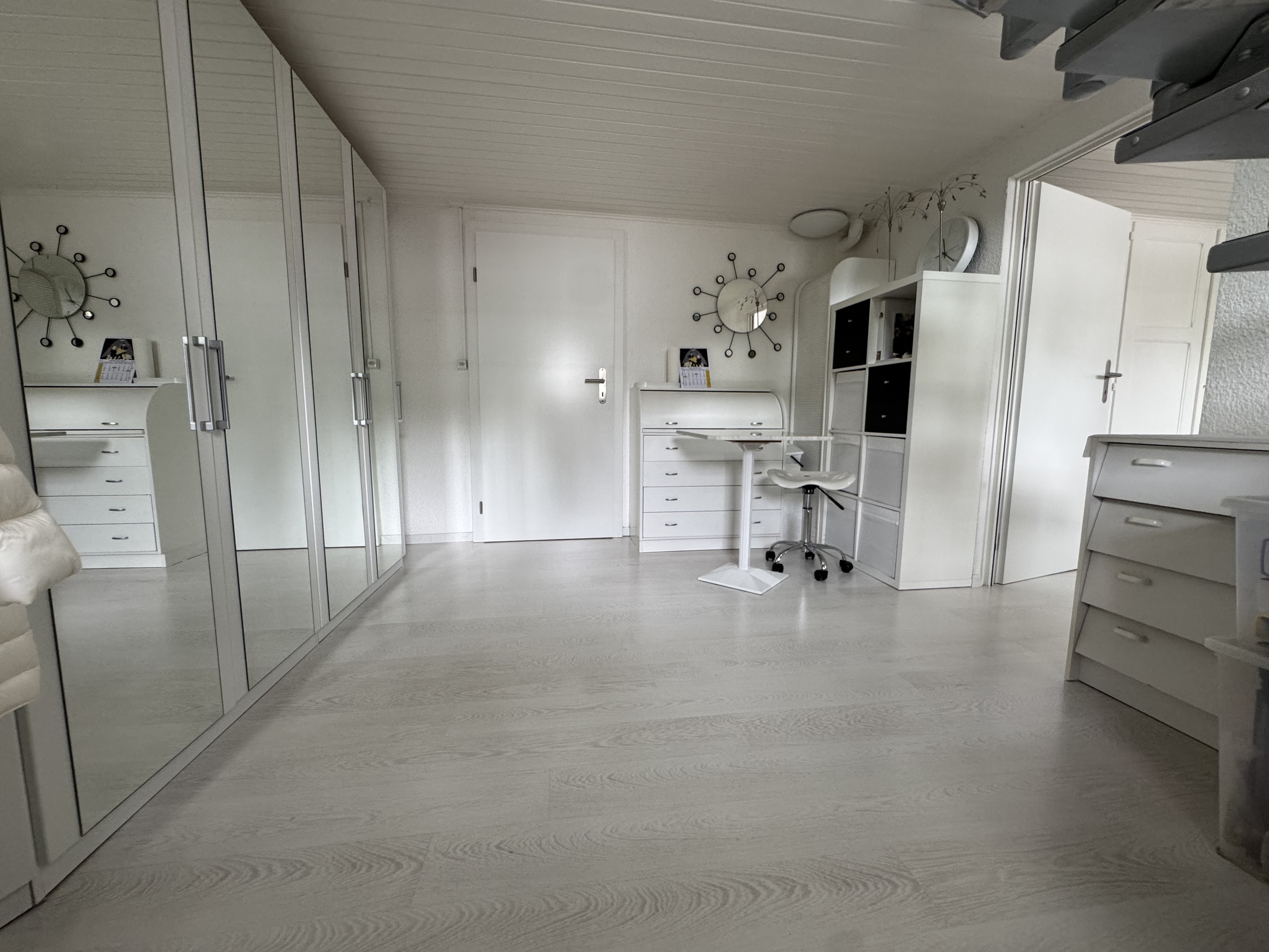 Interior view 3