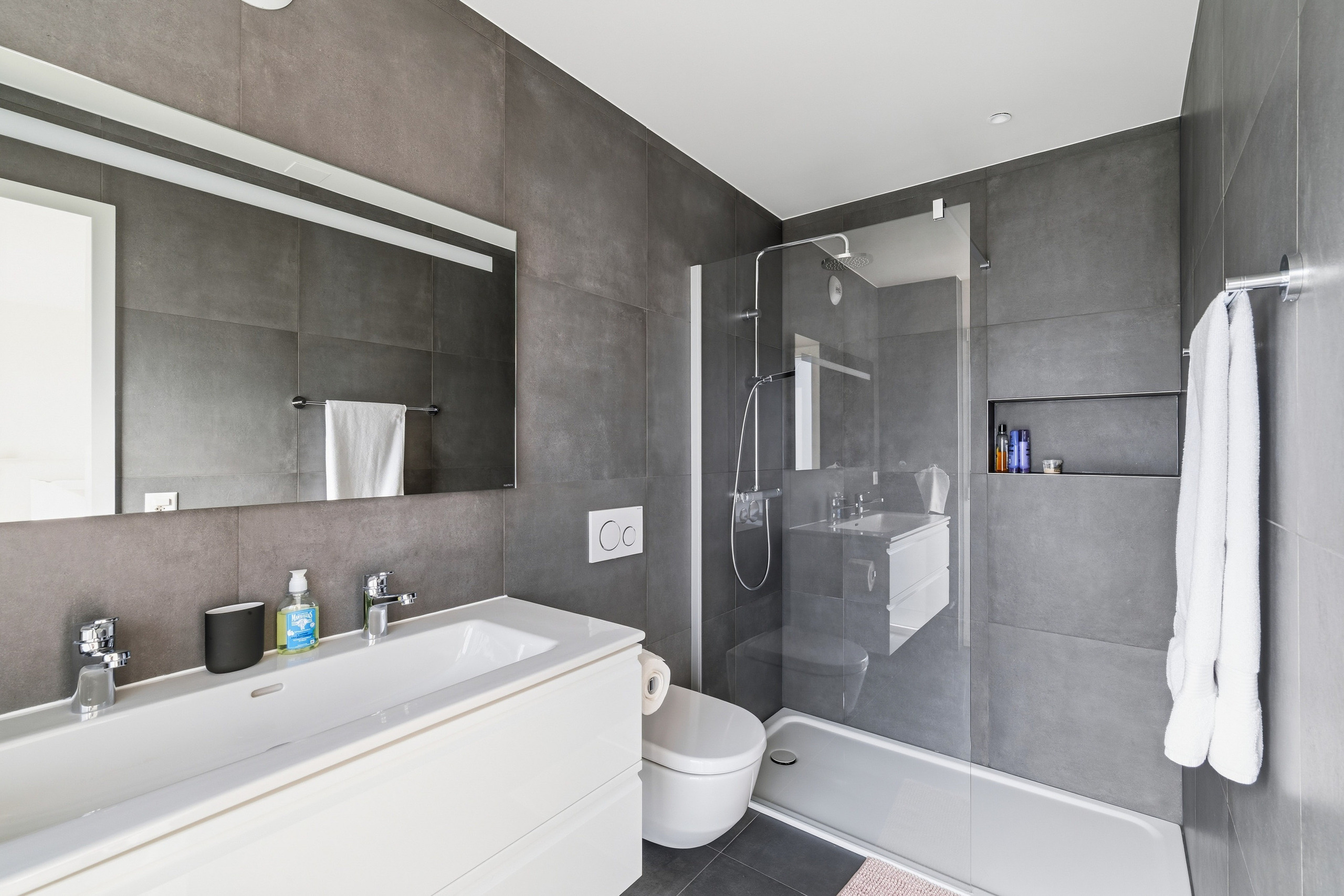 Salle de douche parentale 