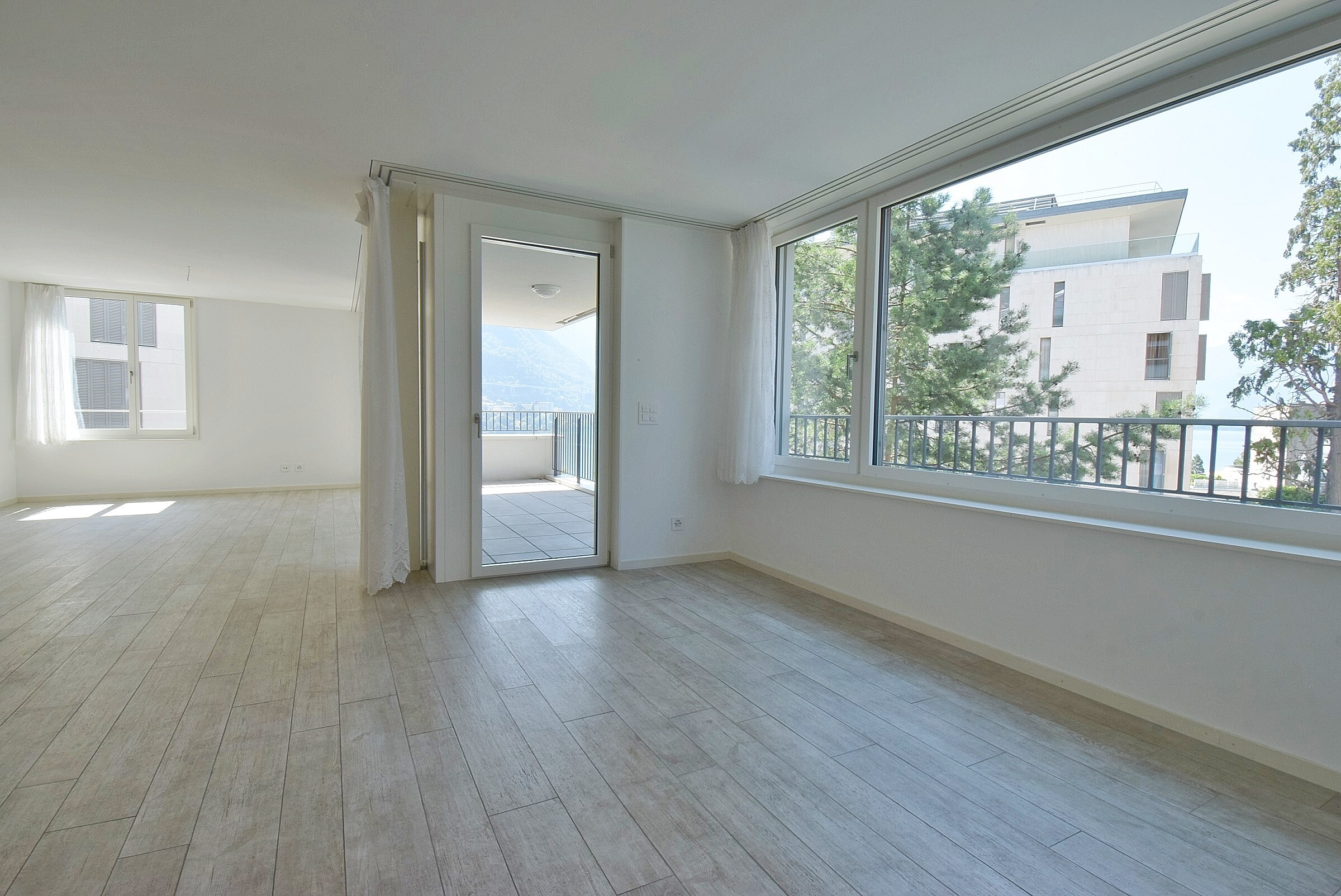 Interior view 2
