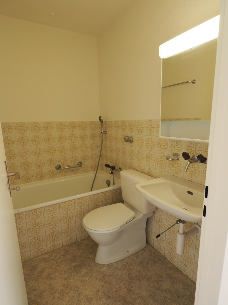 Picture 4