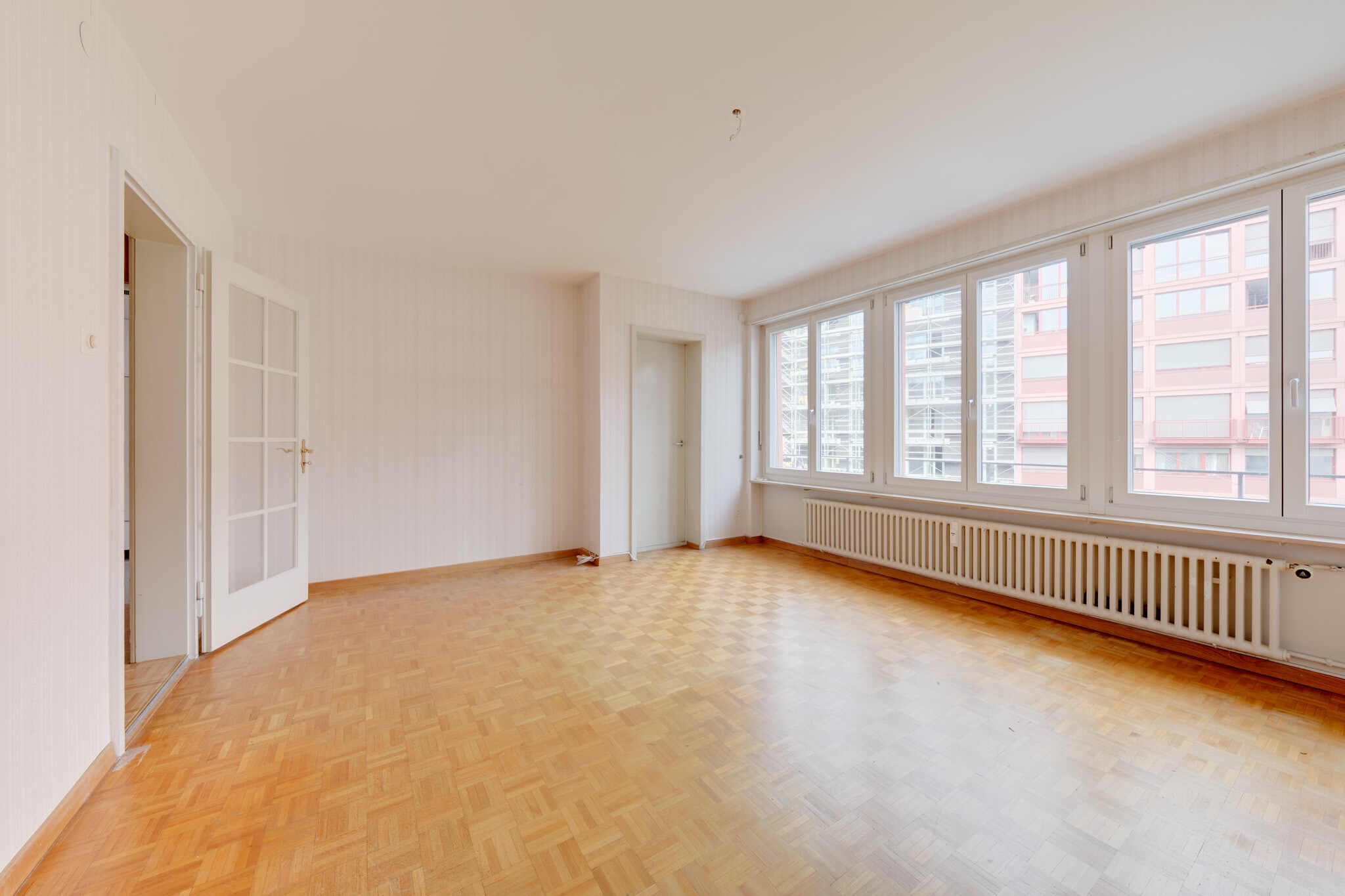 Interior view 4