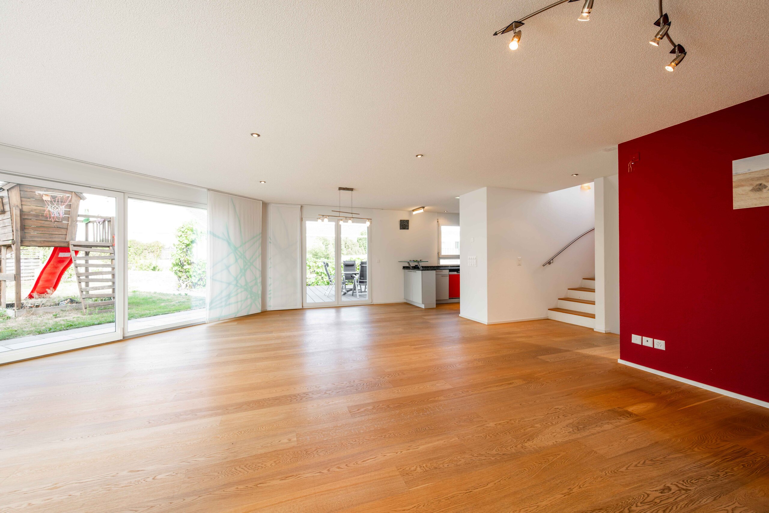 Interior view 3