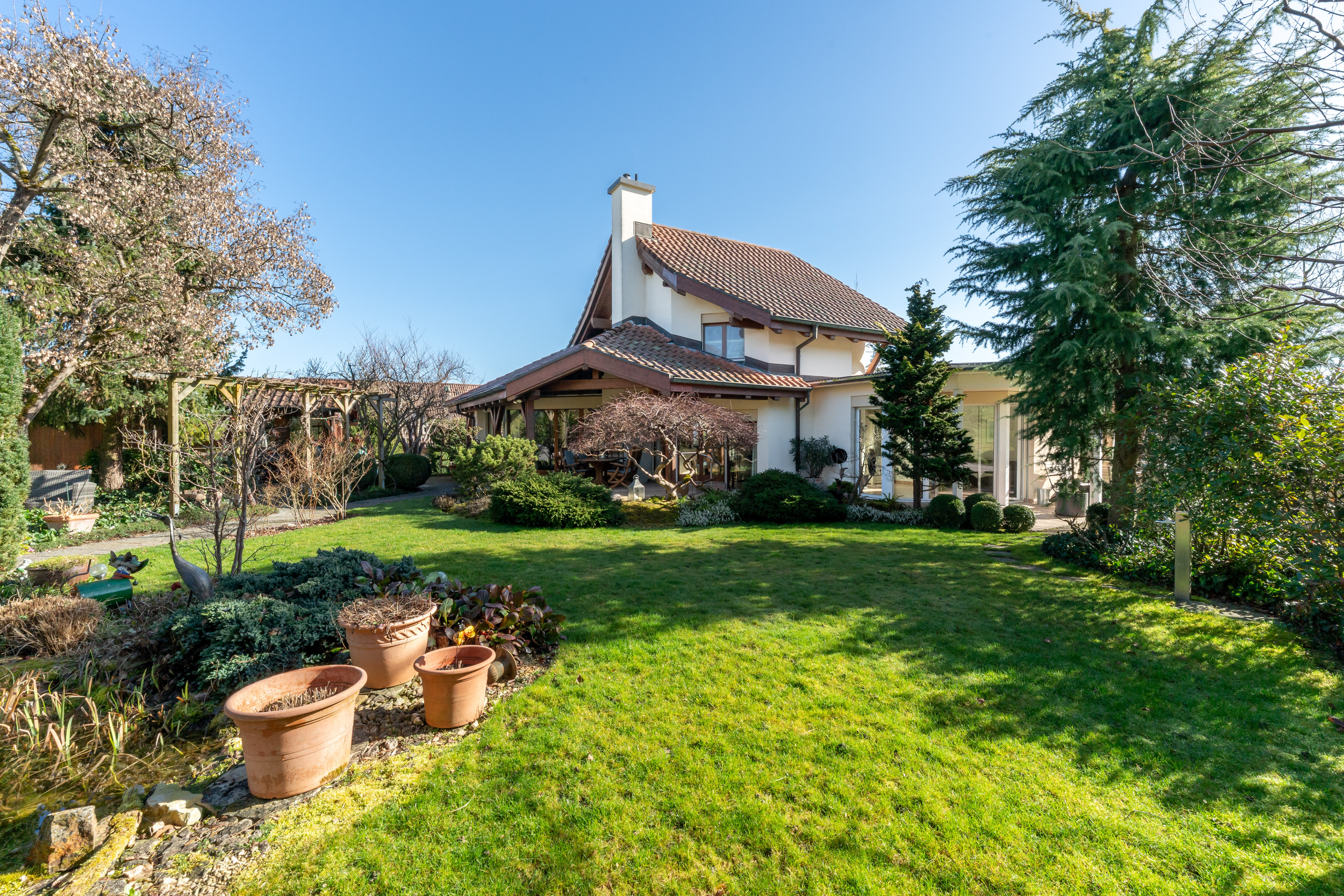 Garten mit Haus Garten mit Haus