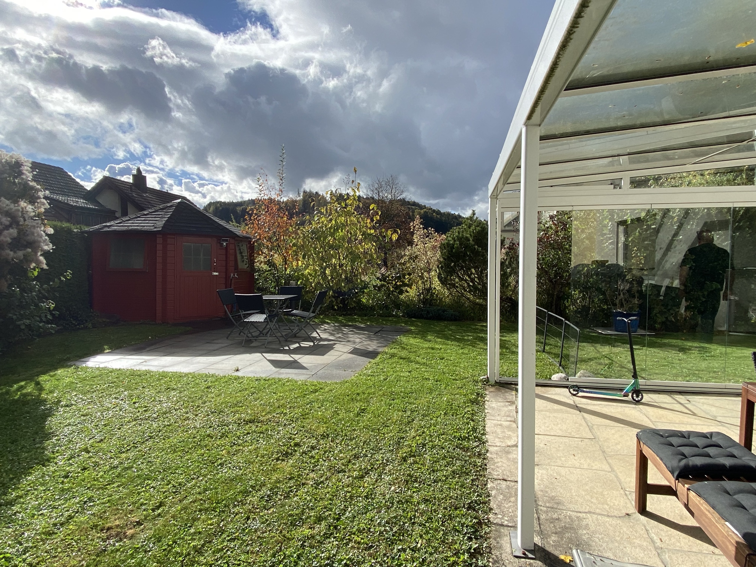 Garten mit Gartenhaus